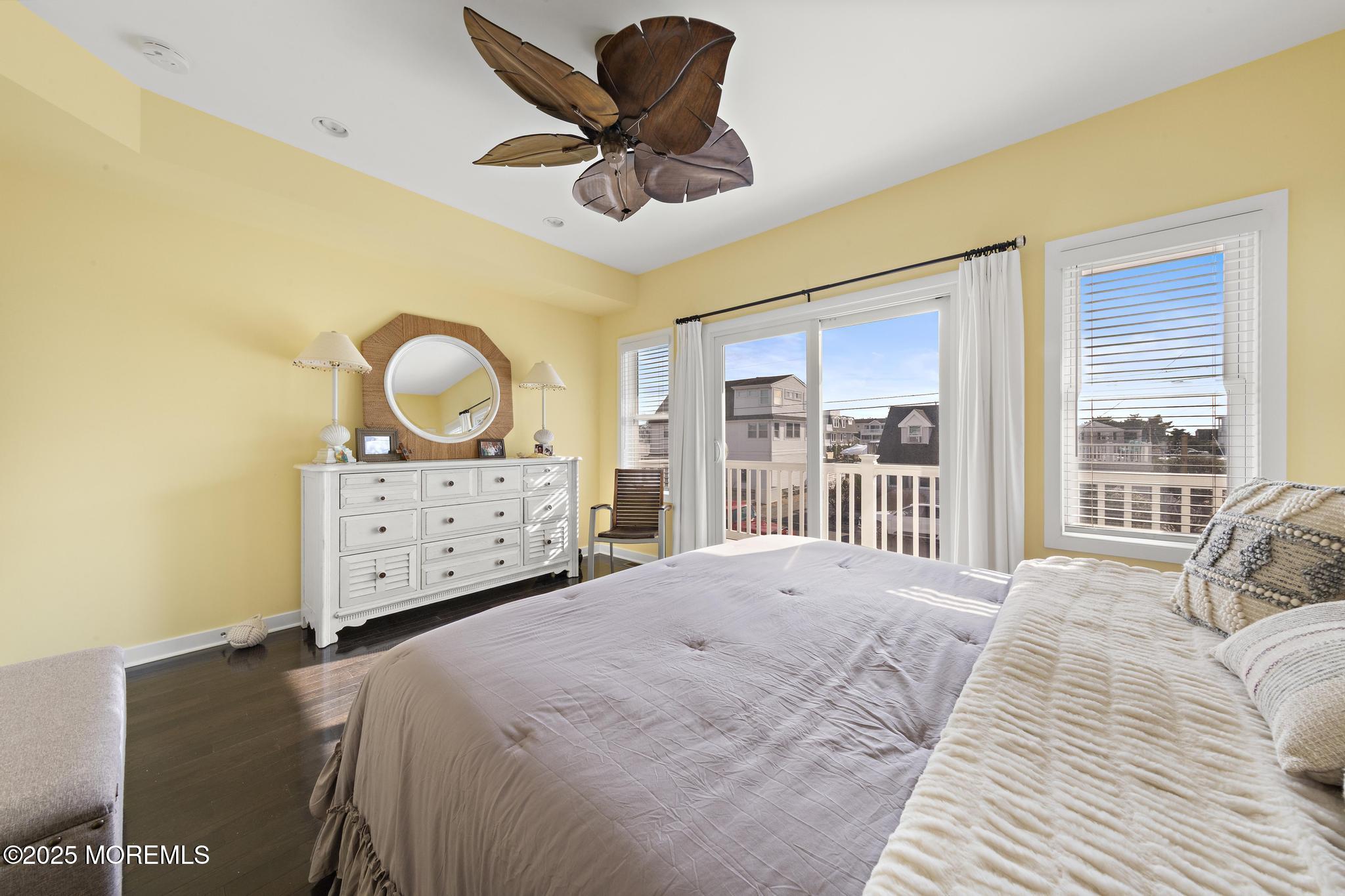 27 W South 33rd Street