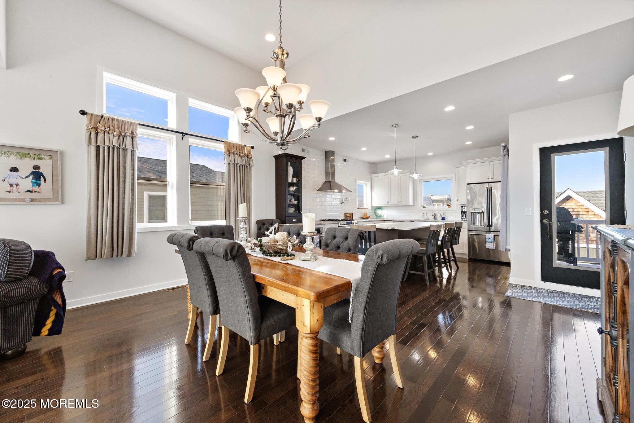 27 W South 33rd Street