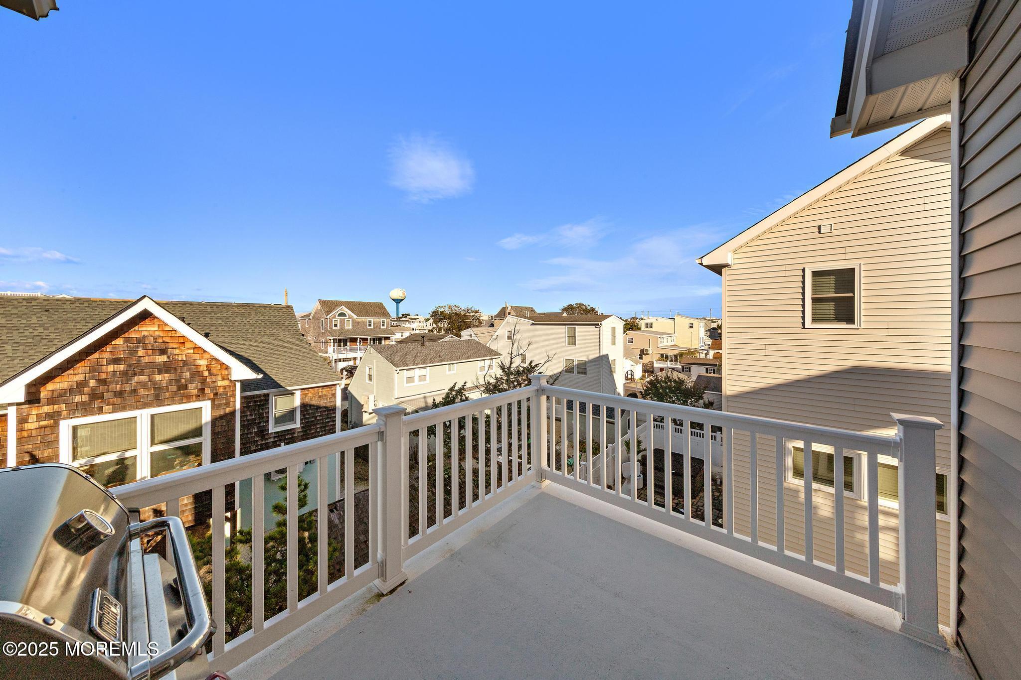 27 W South 33rd Street