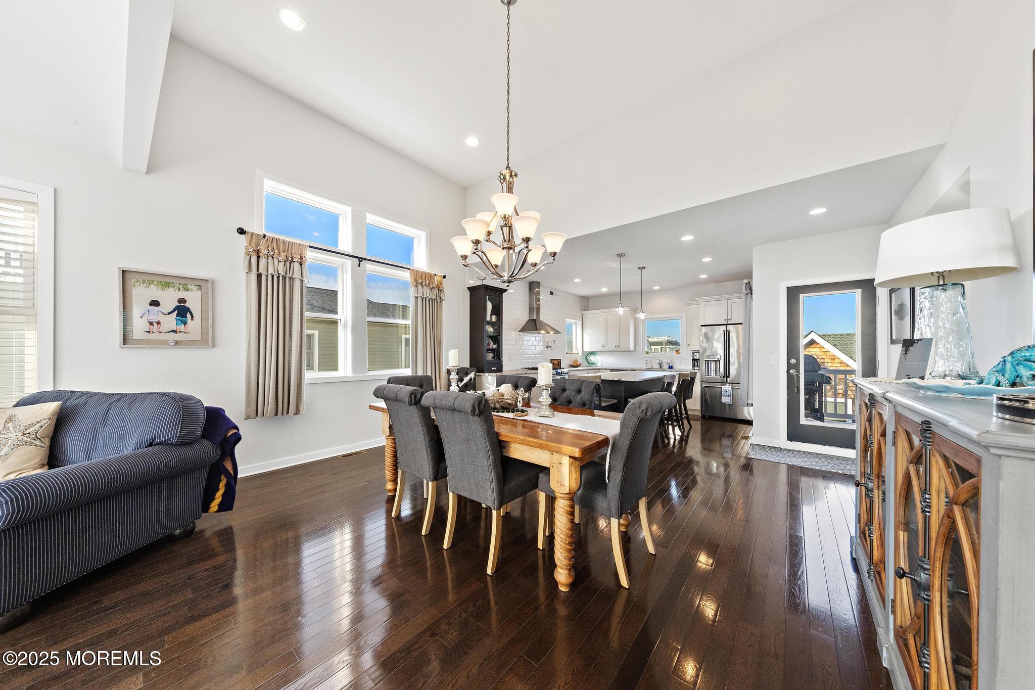 27 W South 33rd Street