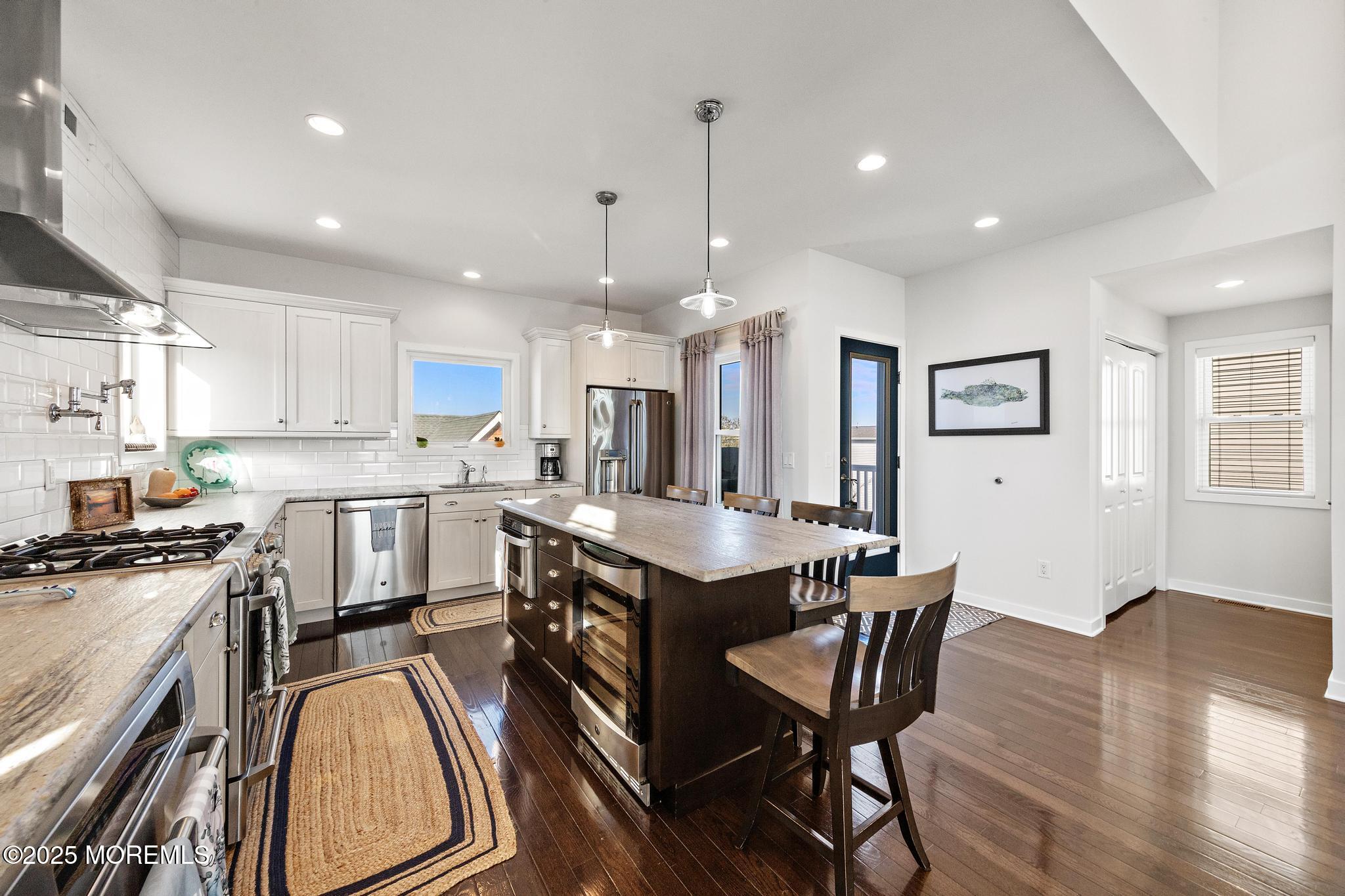 27 W South 33rd Street