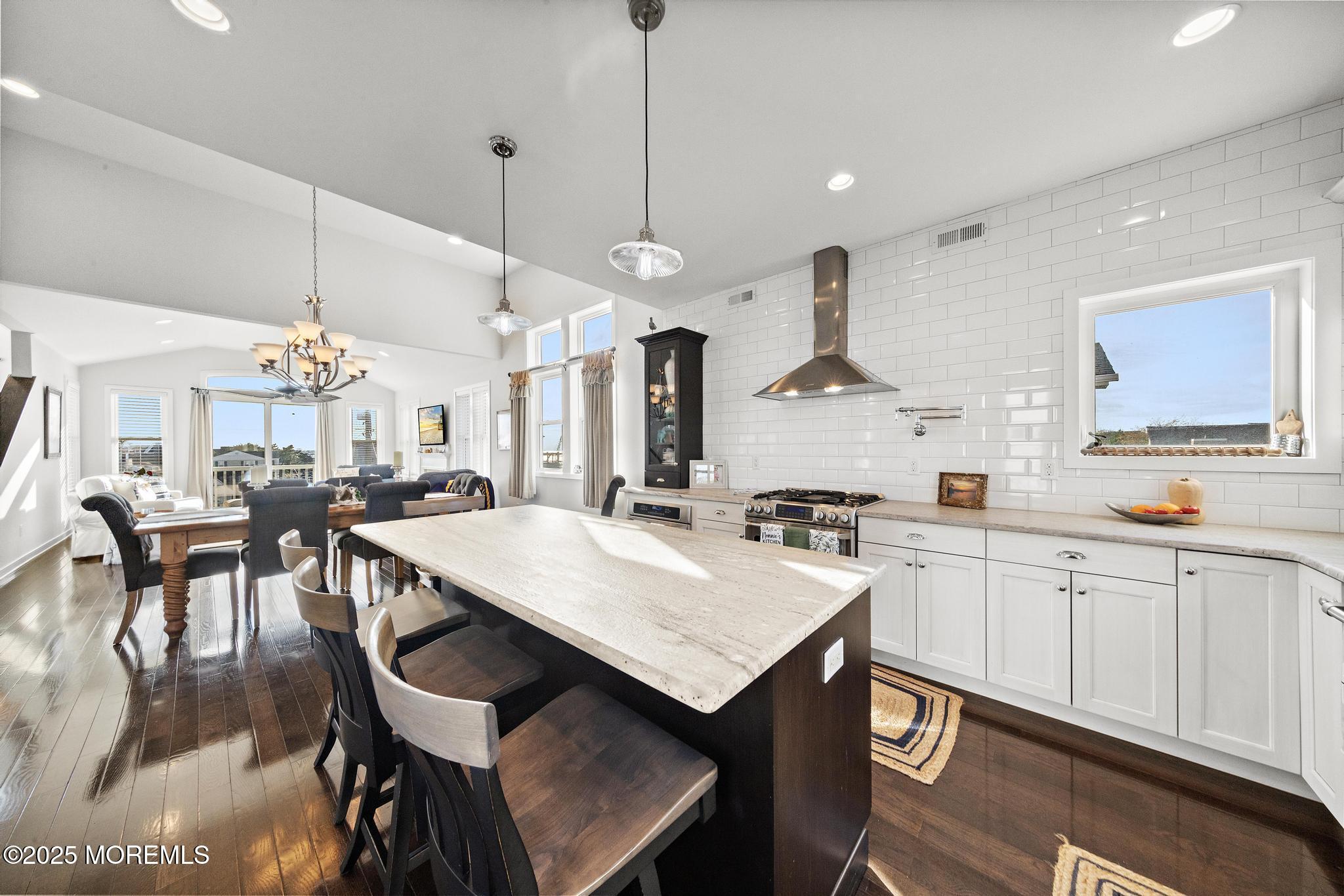 27 W South 33rd Street