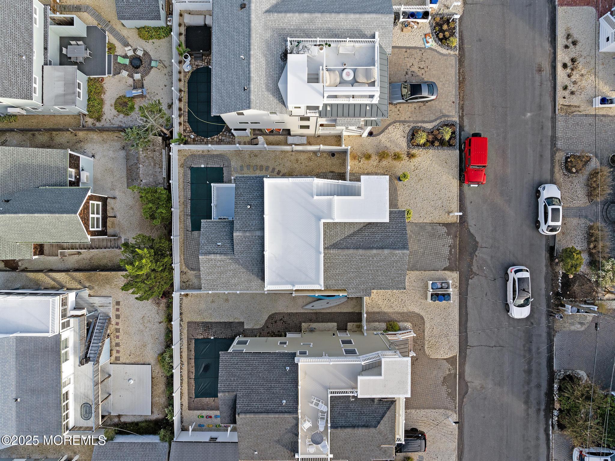 27 W South 33rd Street