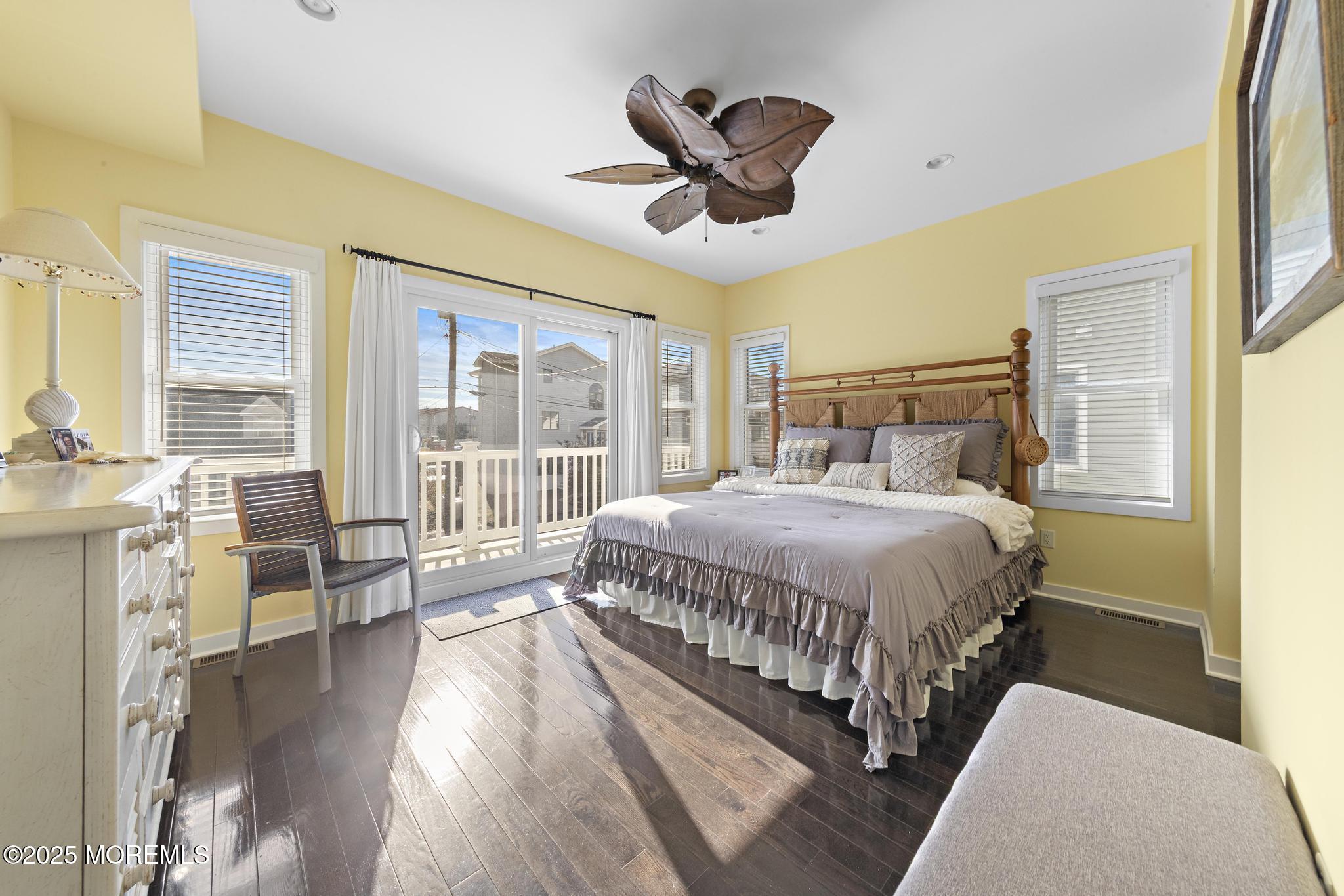 27 W South 33rd Street