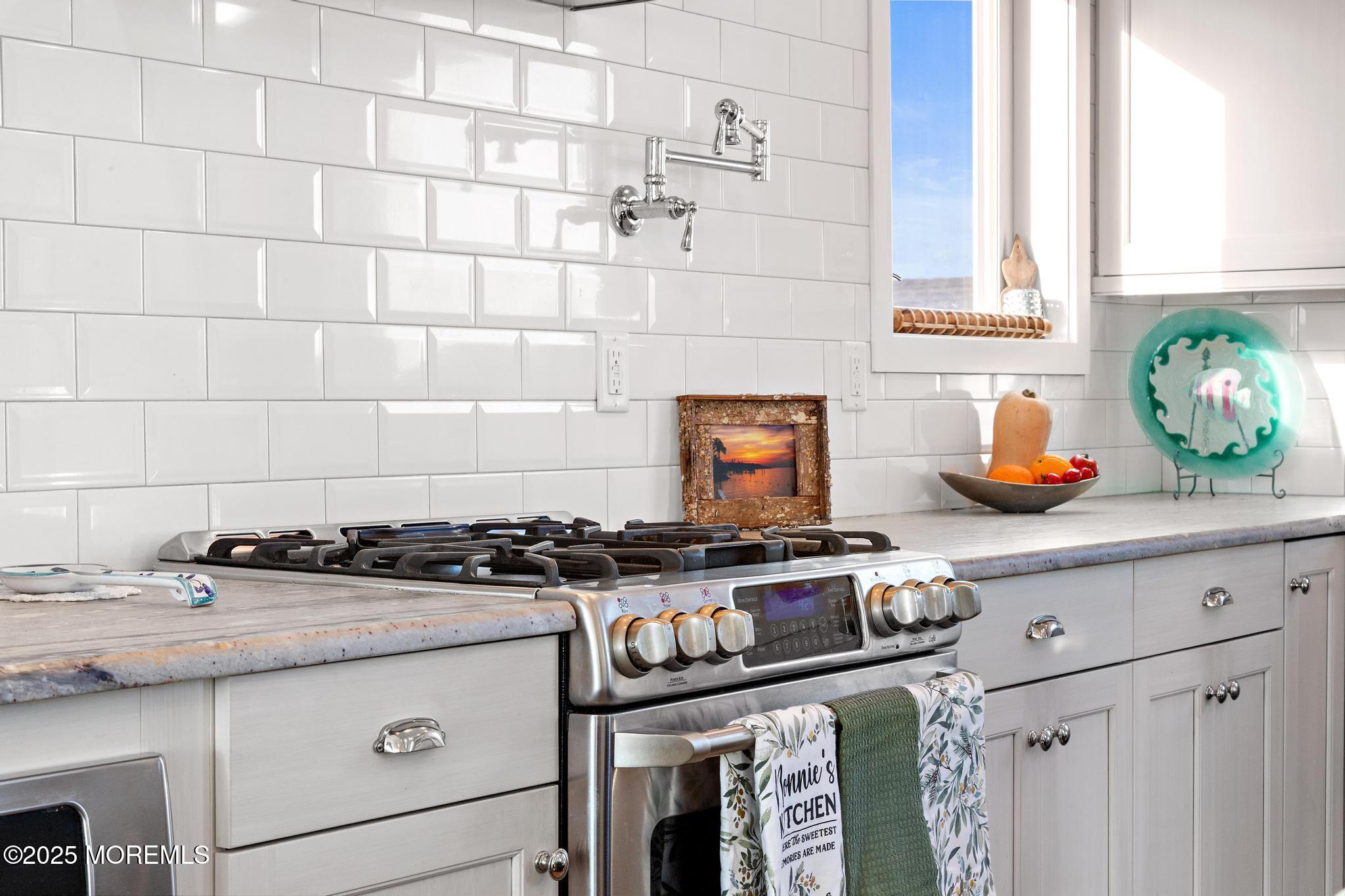 27 W South 33rd Street