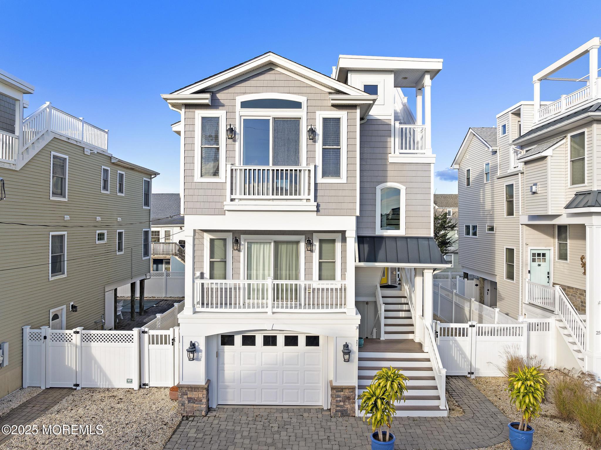 27 W South 33rd Street