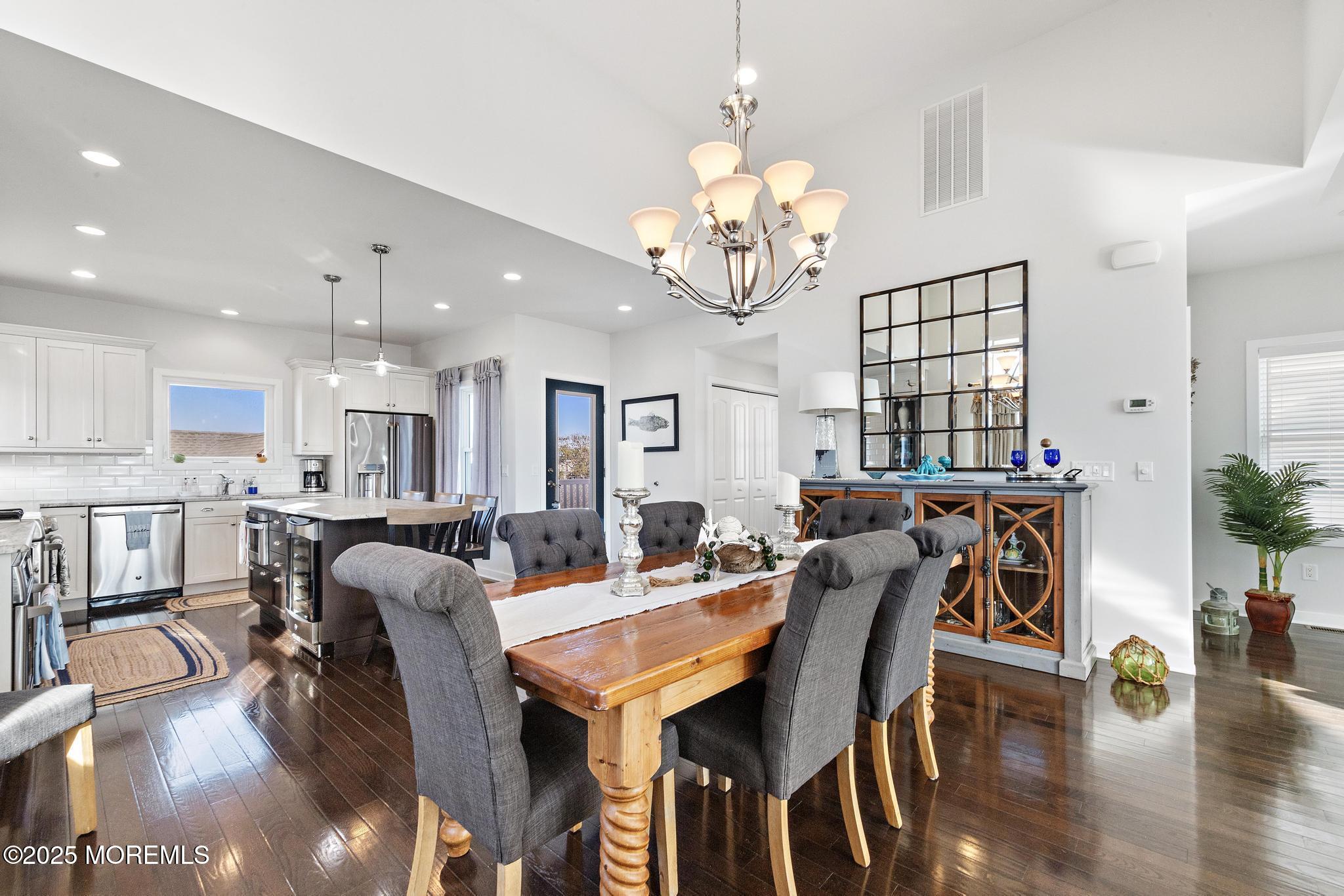 27 W South 33rd Street