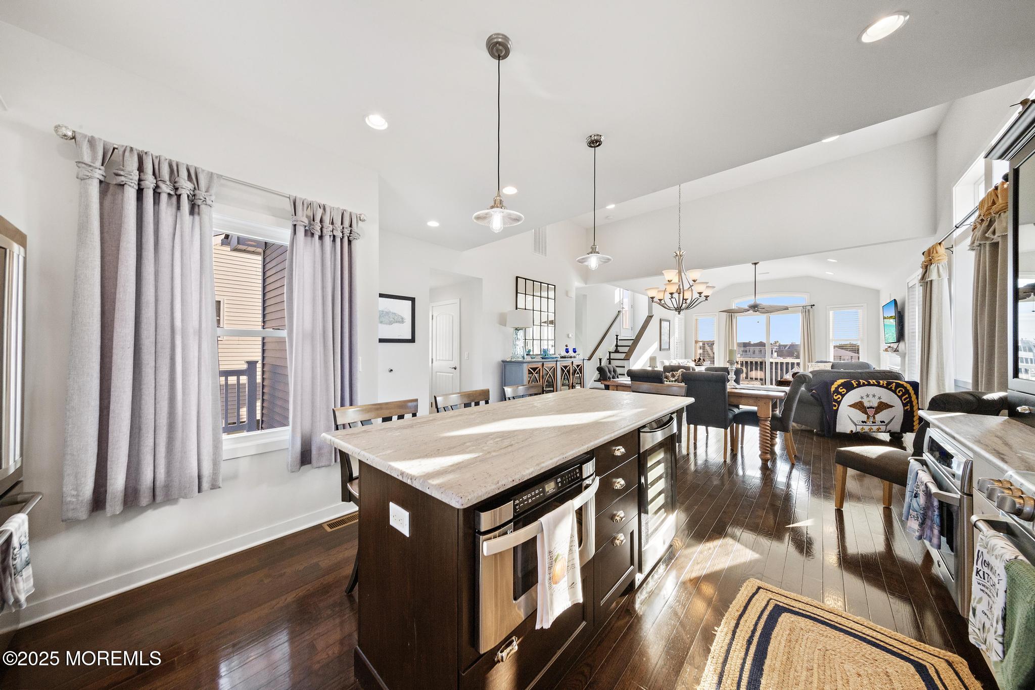 27 W South 33rd Street