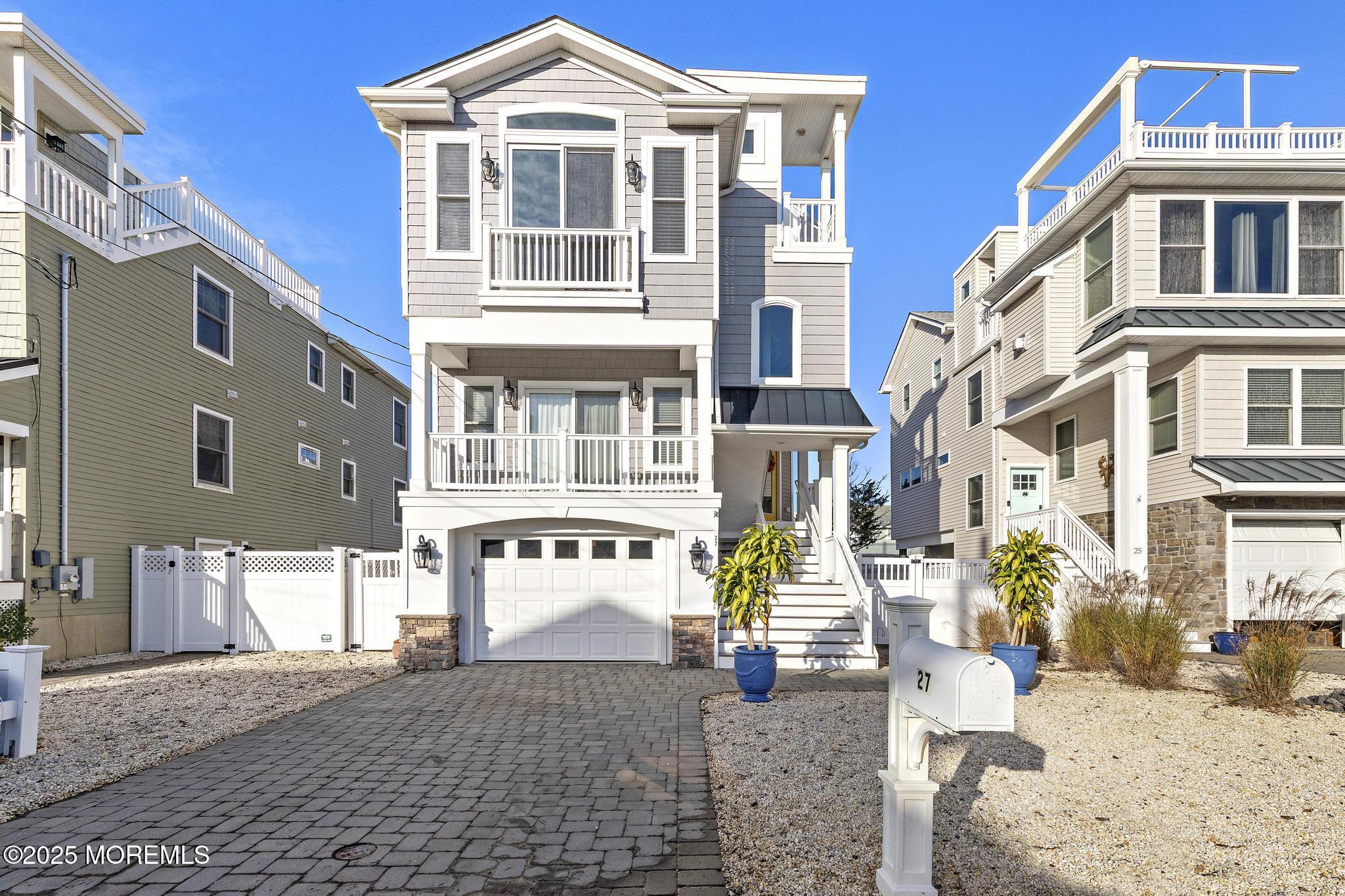 27 W South 33rd Street