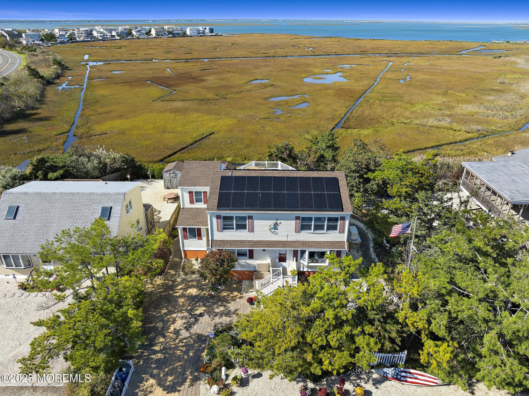 6 Collier Road