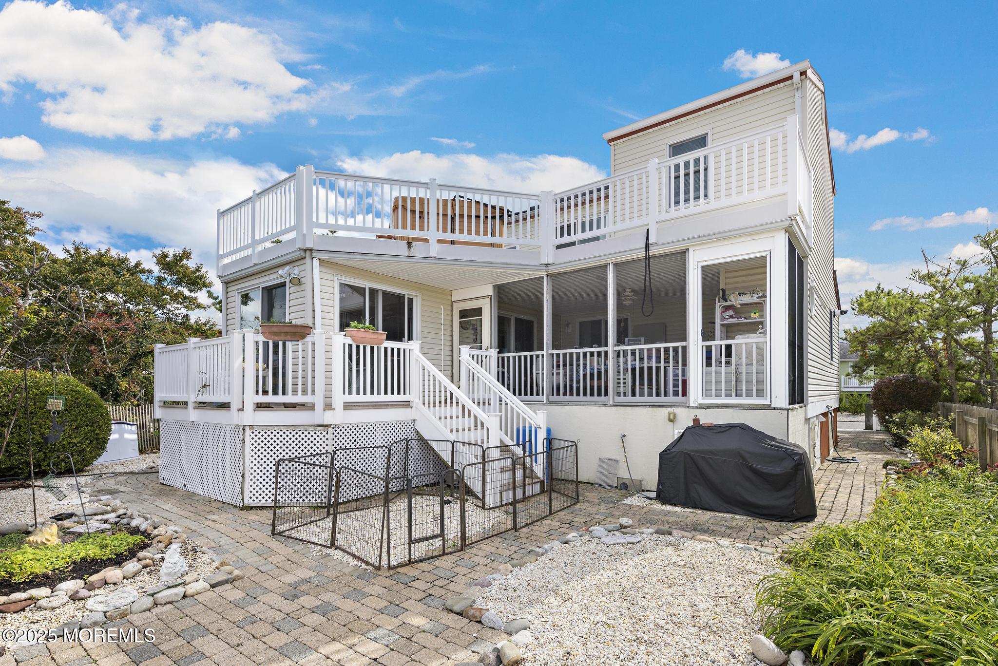 6 Collier Road