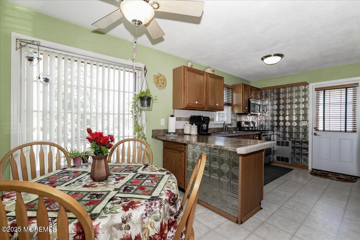 20 N Gateway