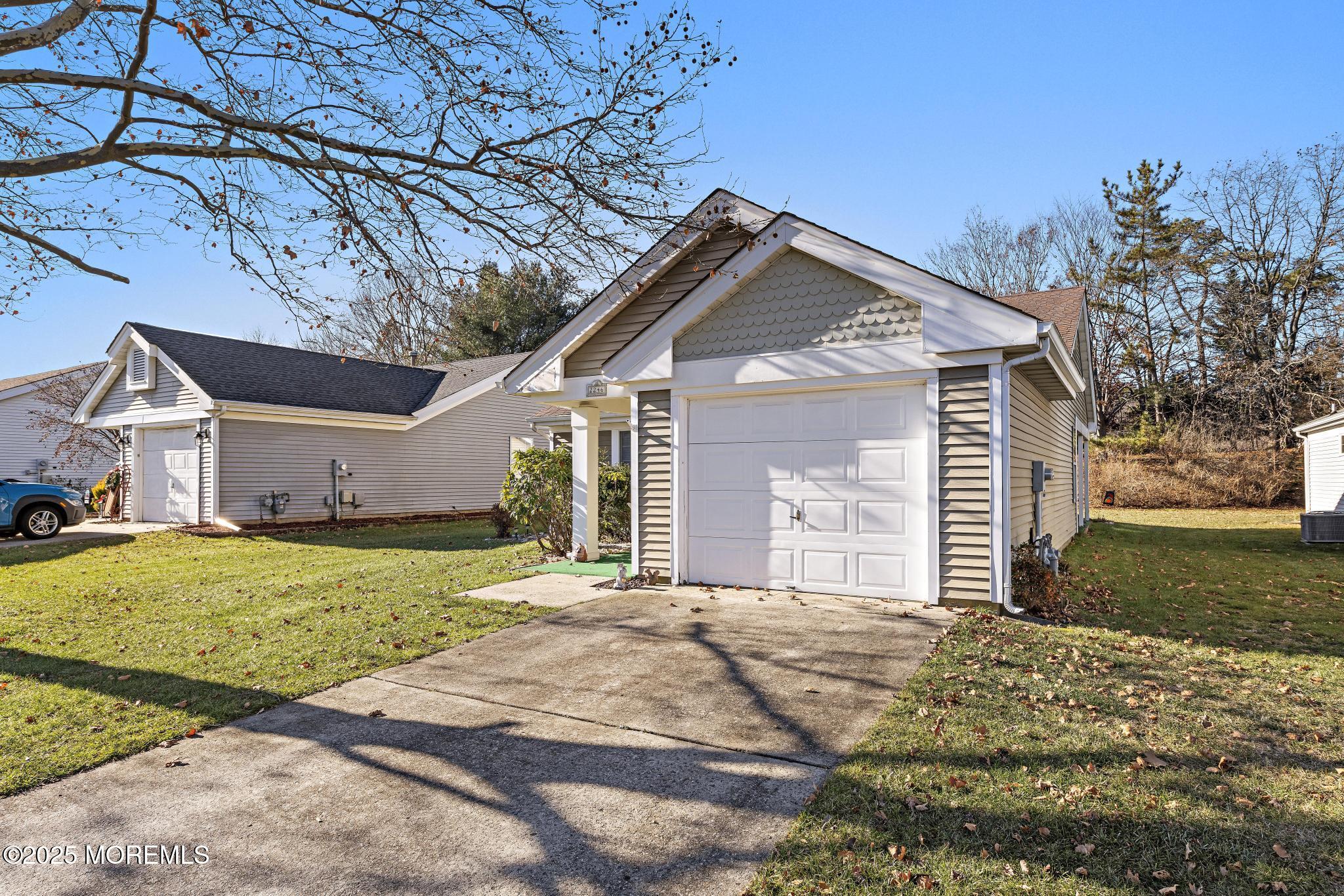 2246 Agincourt Road