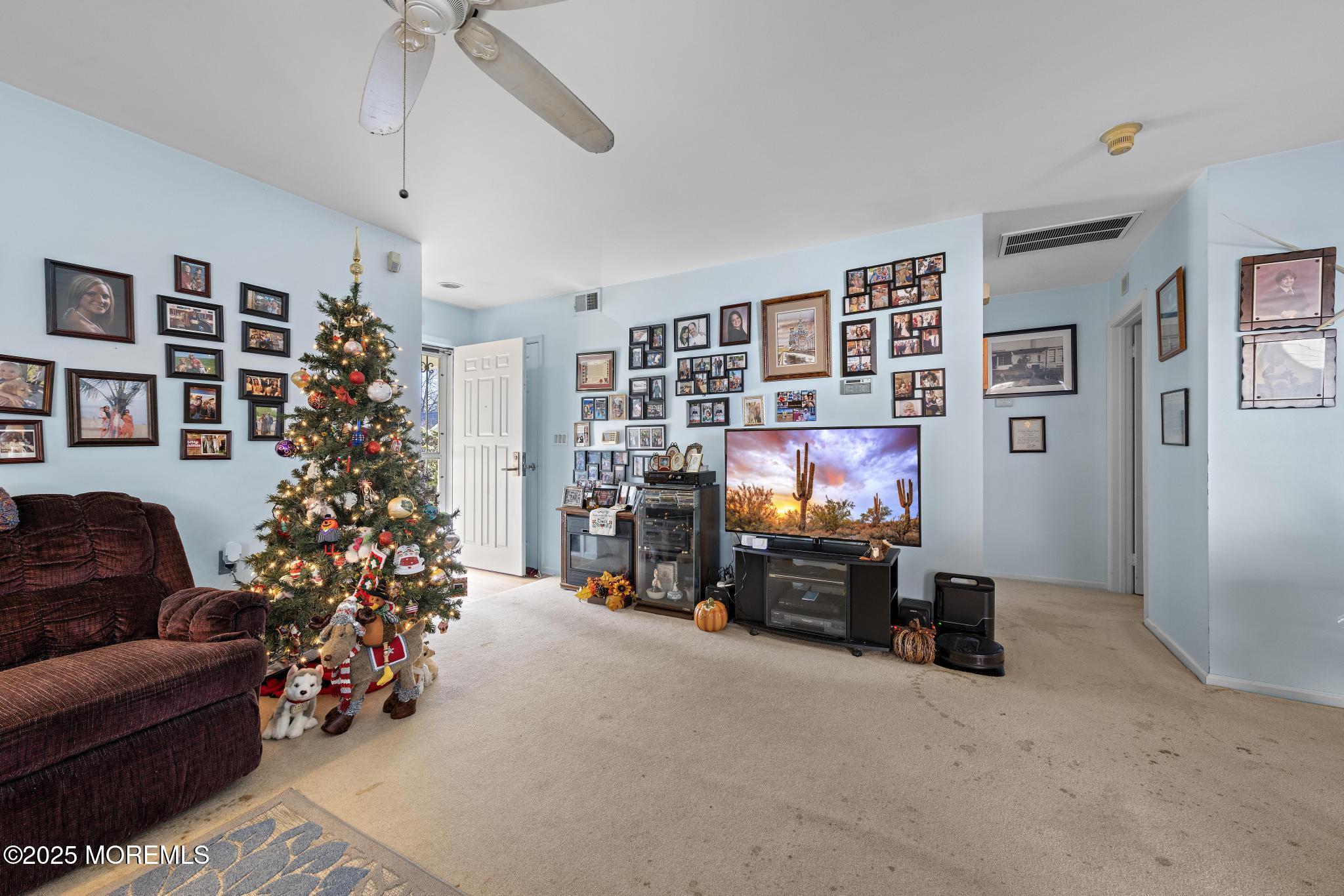 2246 Agincourt Road