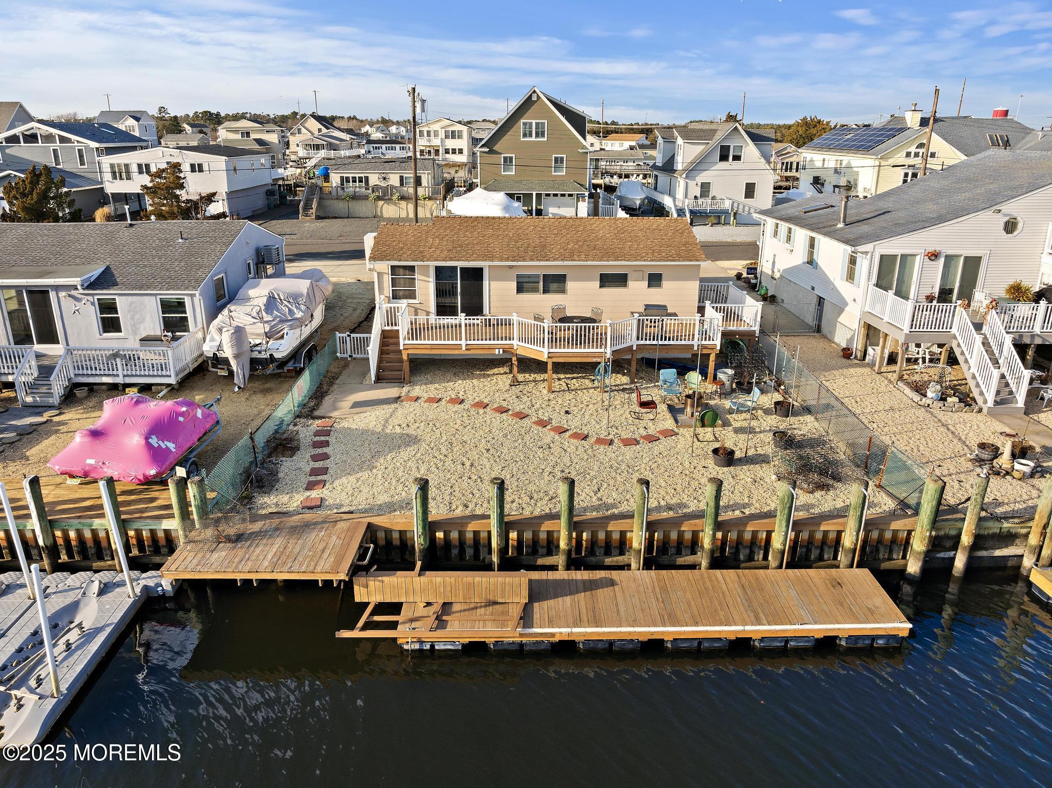 79 Dolphin Road