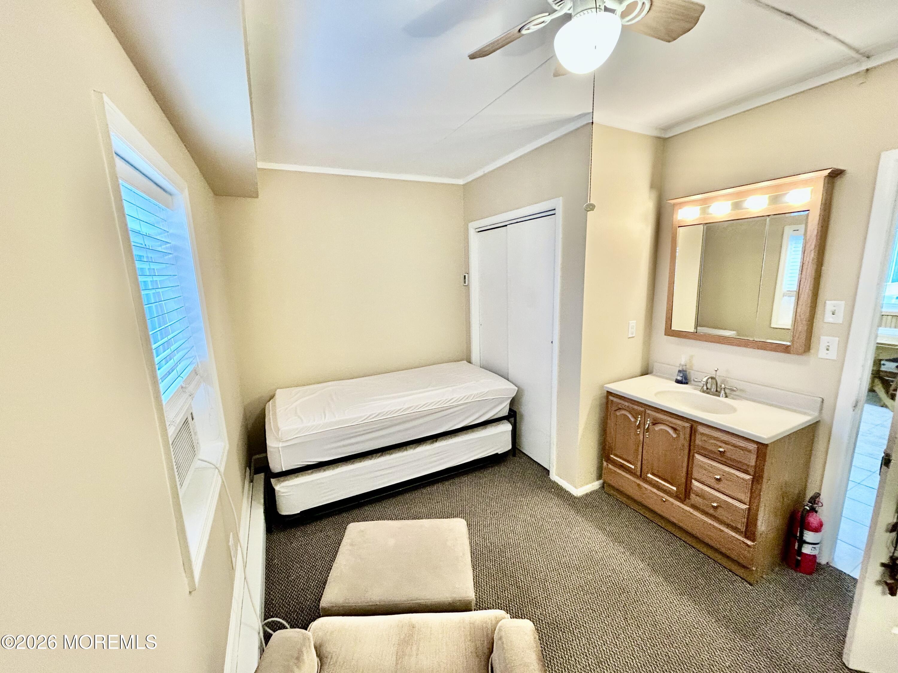 28 Fremont Avenue B12