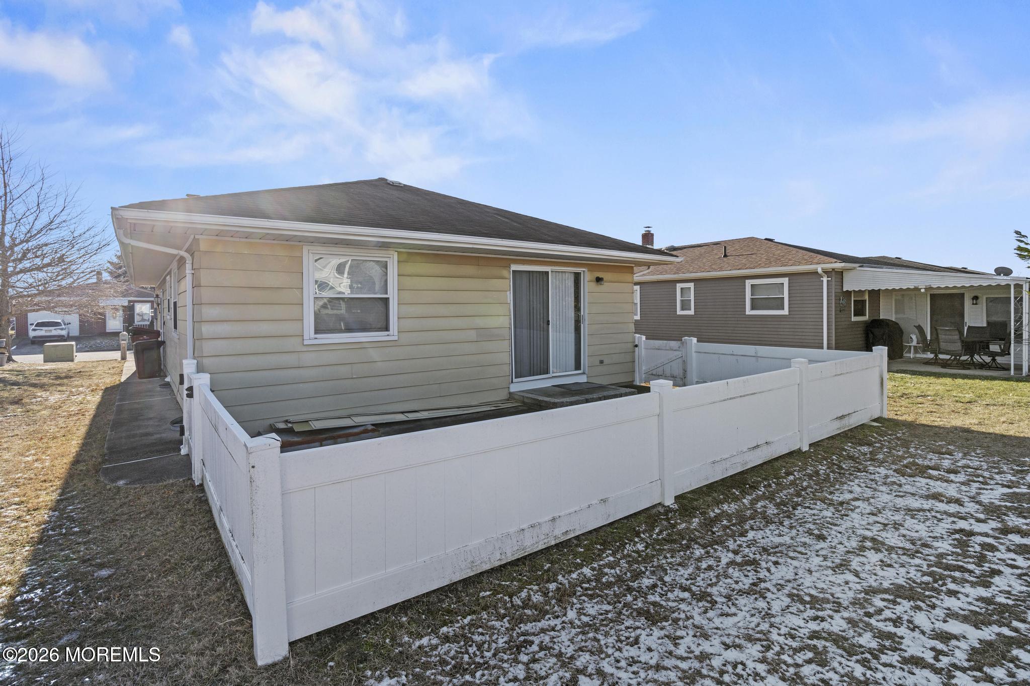 40 Pirogue Street