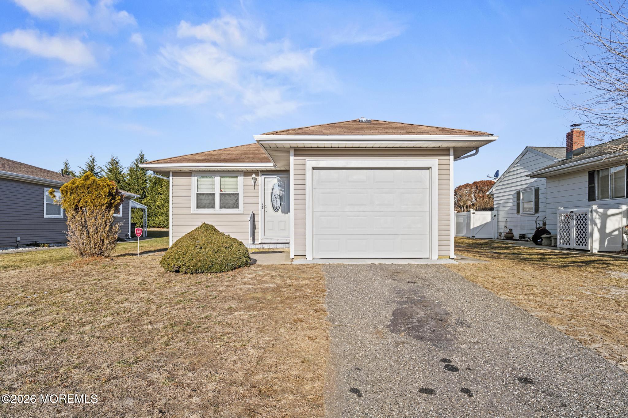 40 Pirogue Street