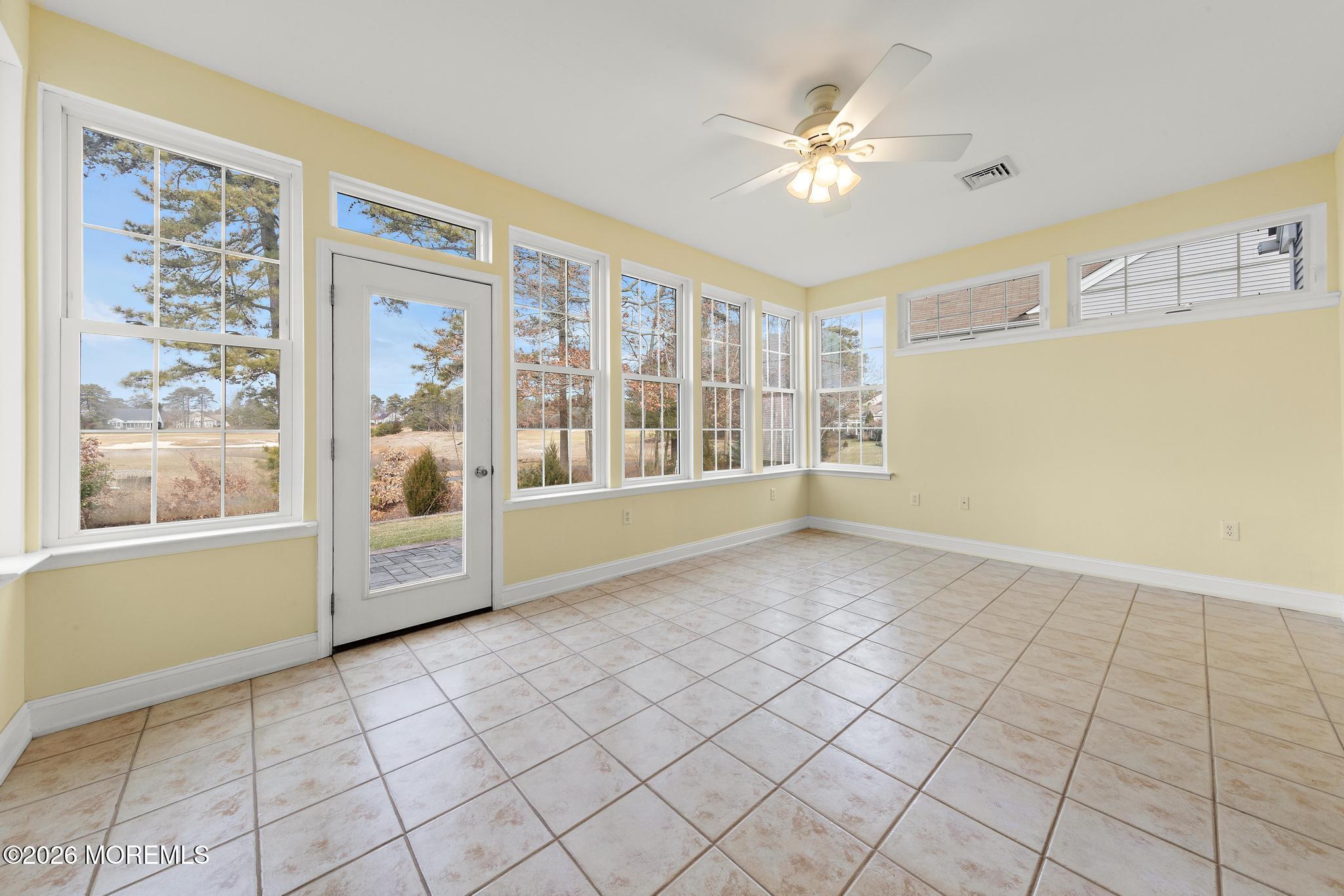 407 Golf View Drive
