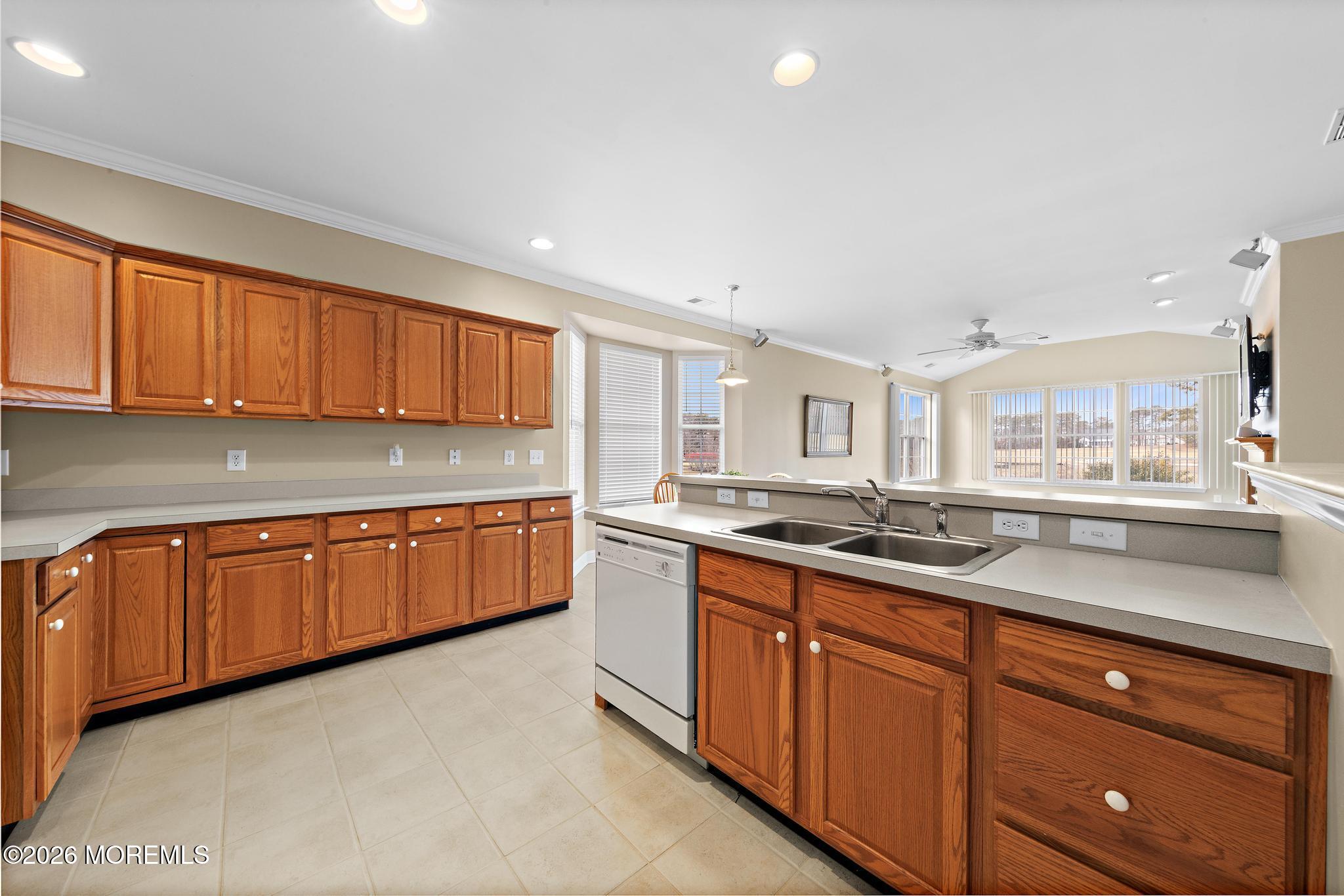 407 Golf View Drive