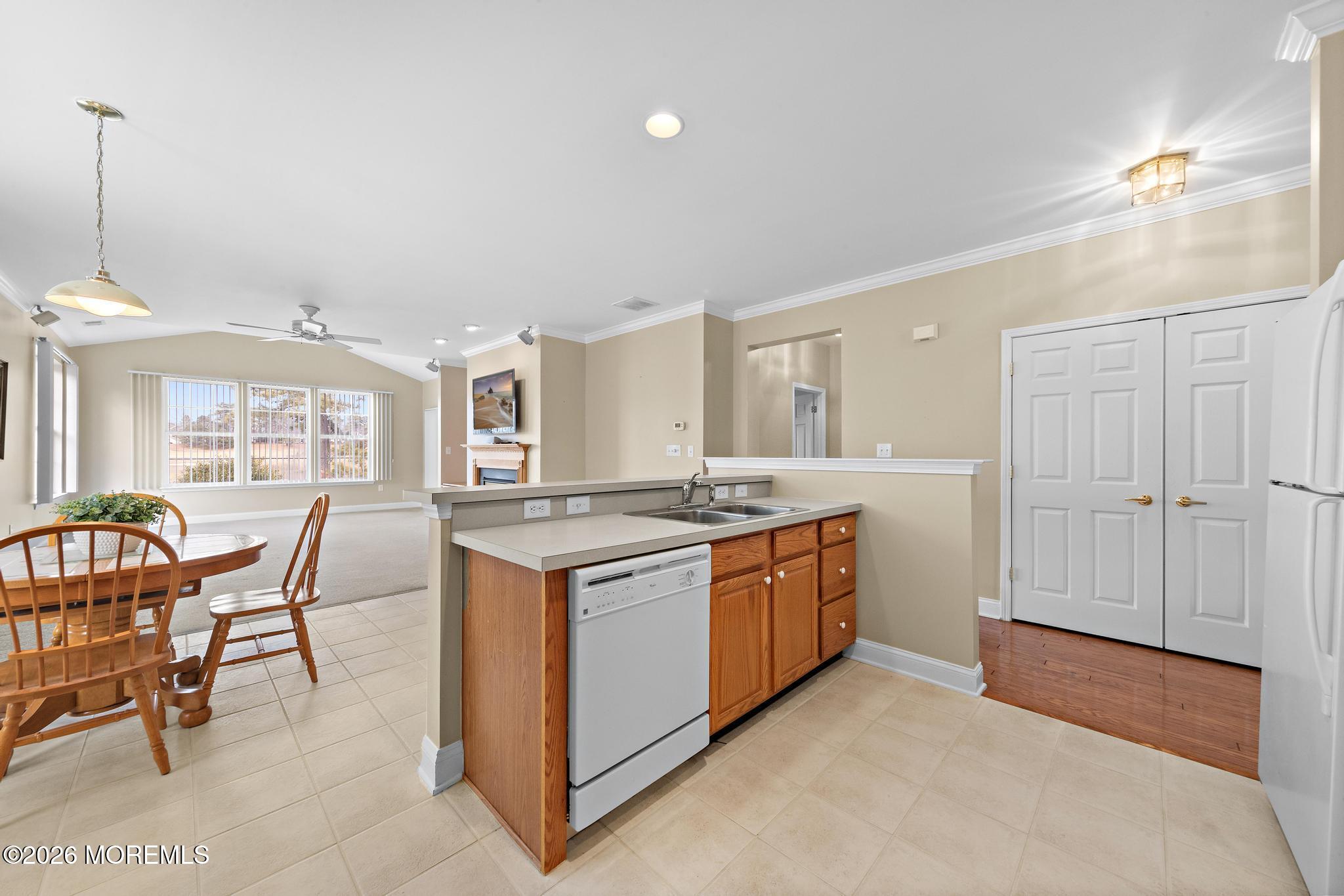 407 Golf View Drive