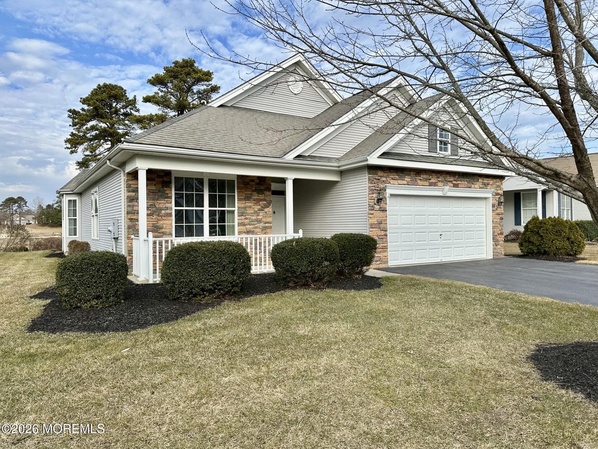 407 Golf View Drive