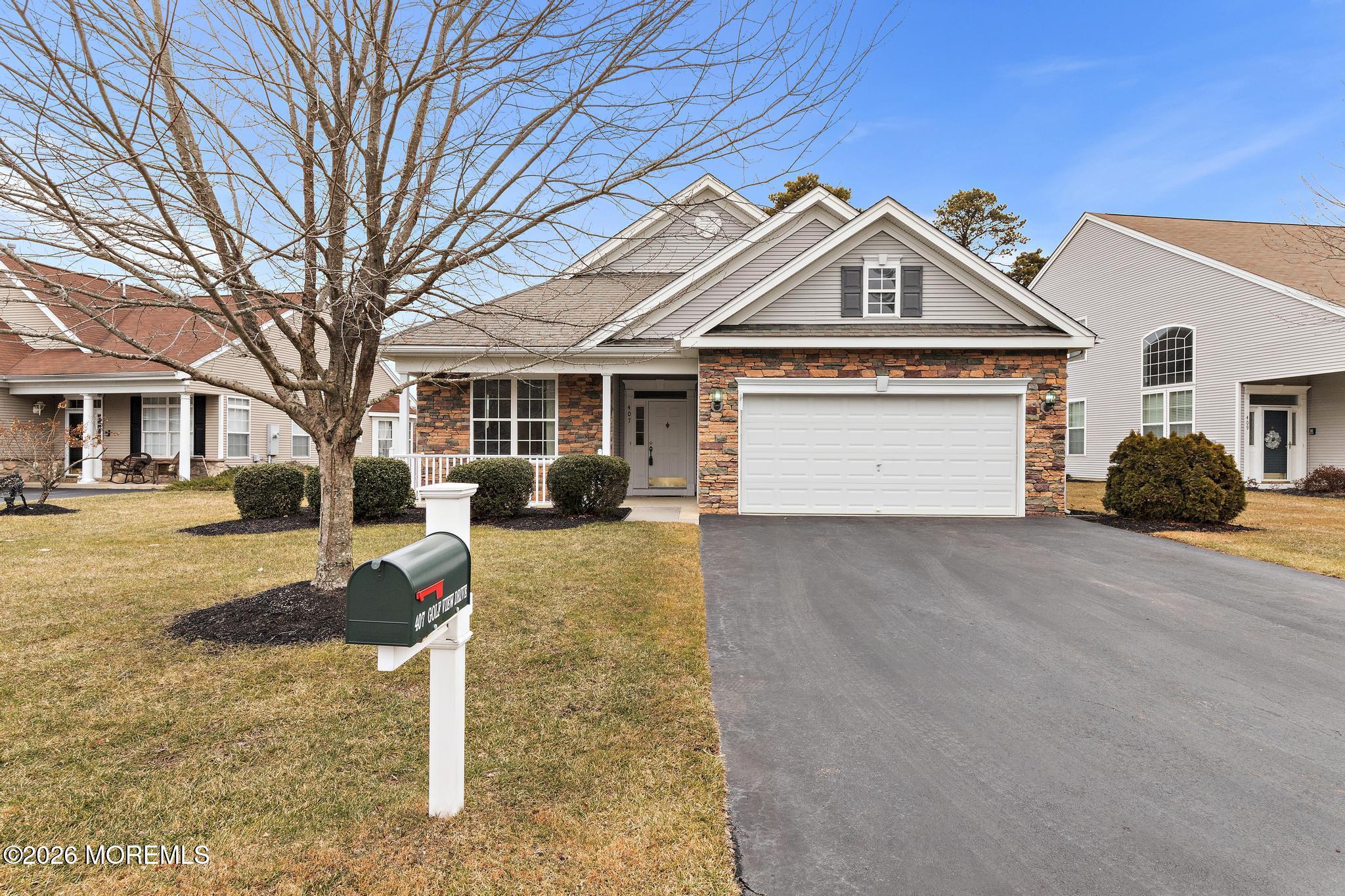 407 Golf View Drive