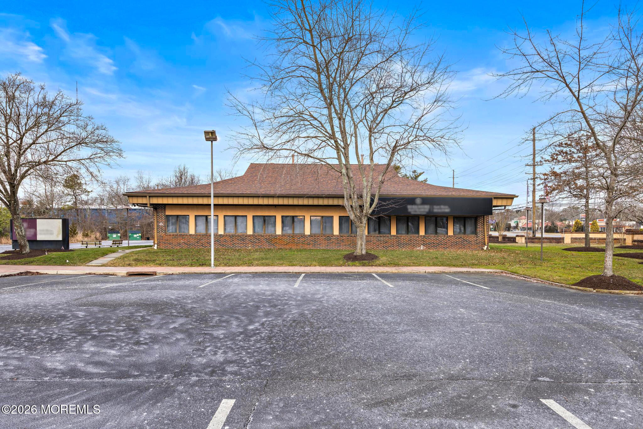 675 E Route 72