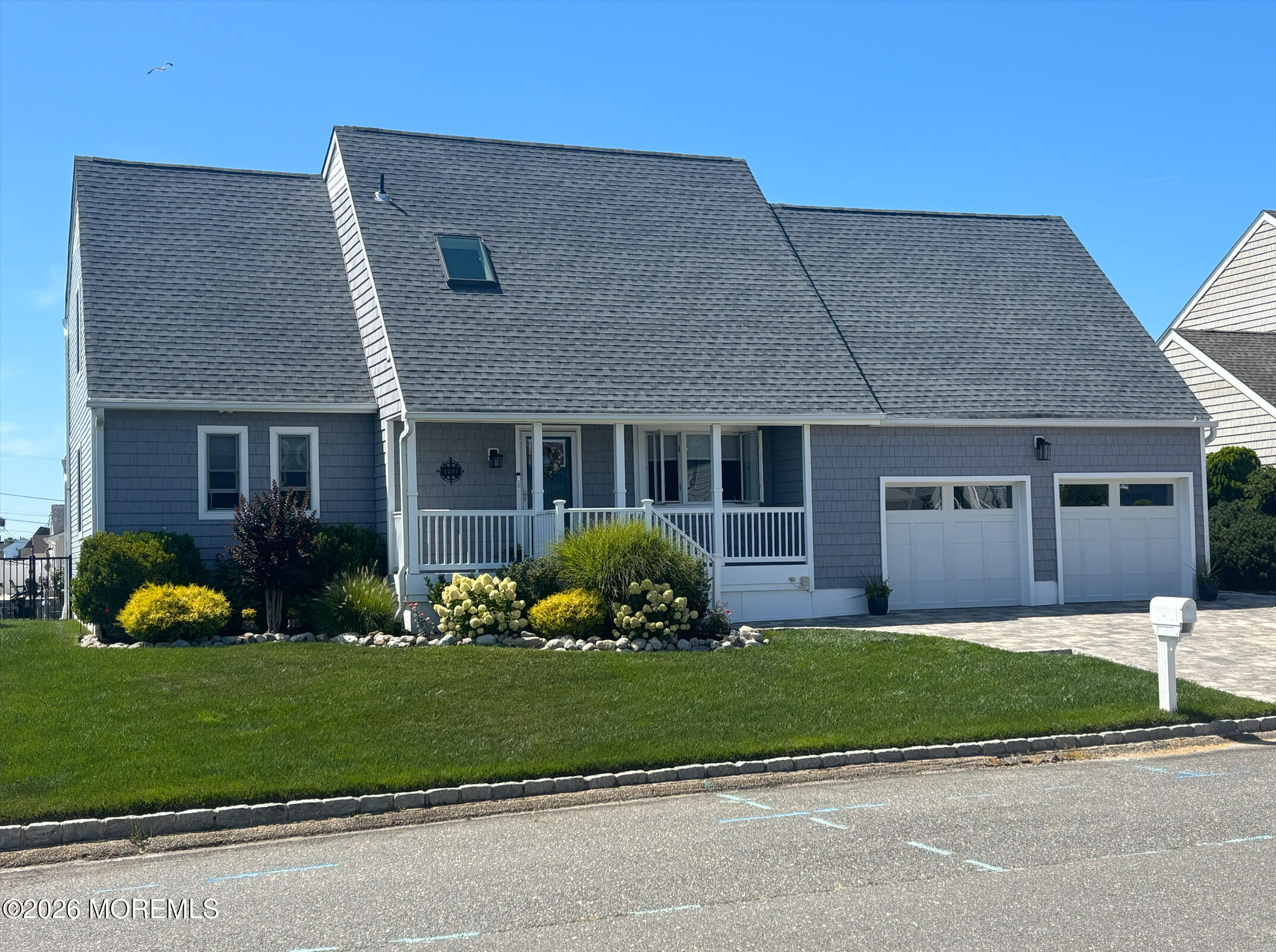 1201 Skimmer Court