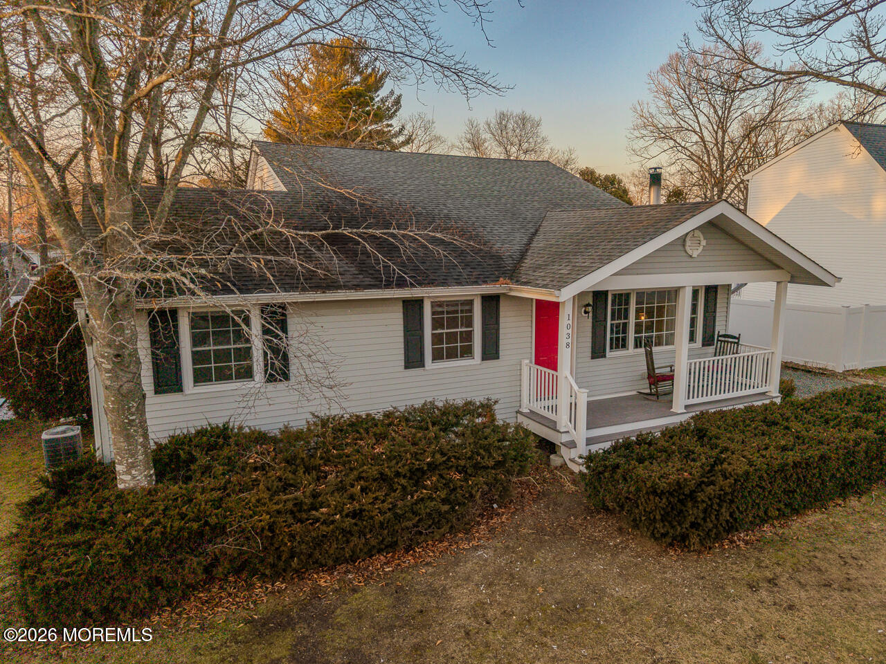 1038 White Cap Avenue