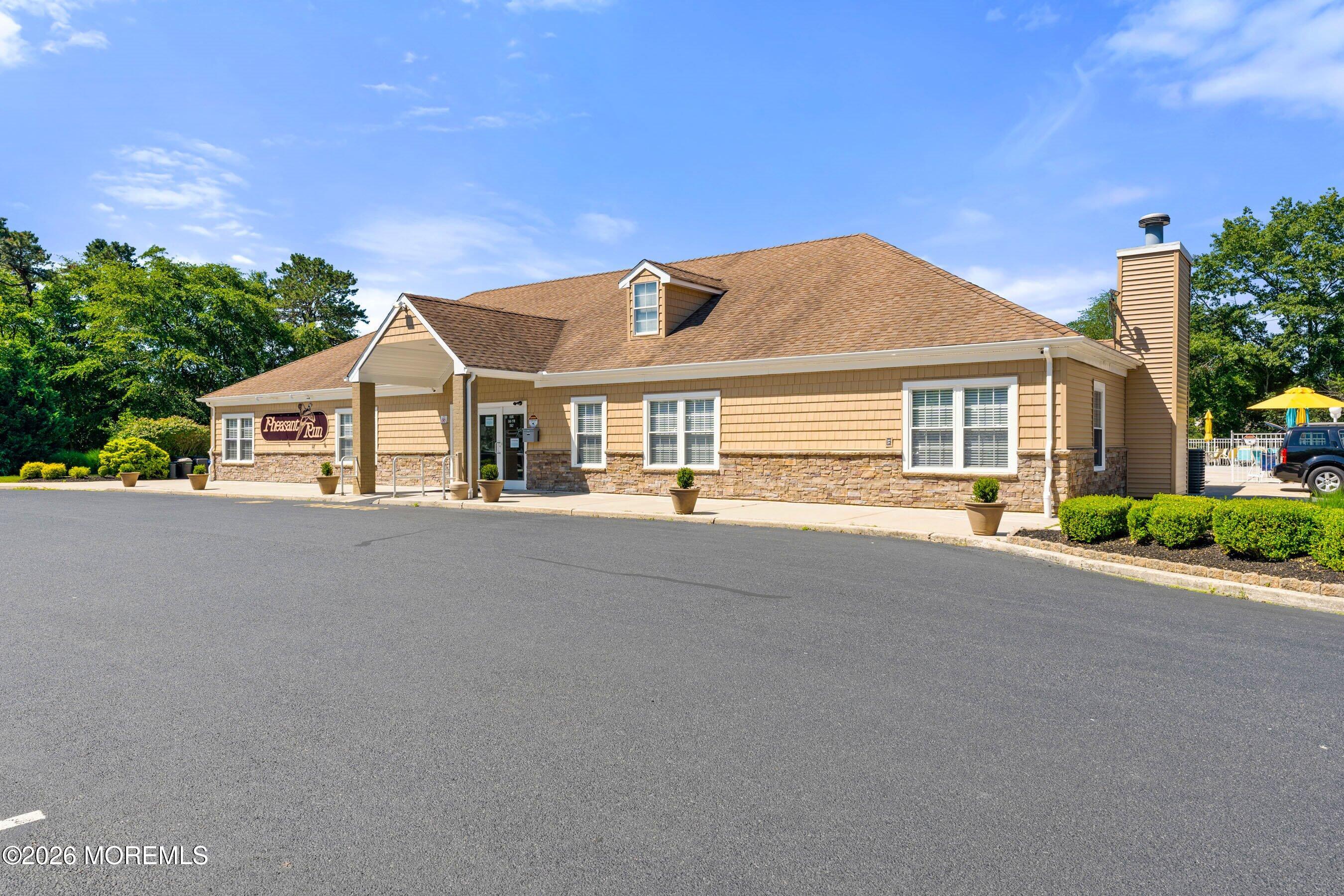 4 Kent Court