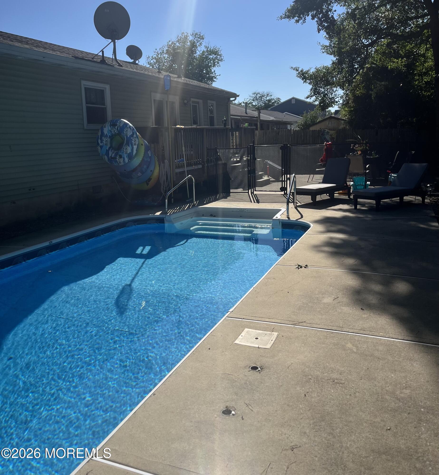 826 Hazelton Avenue
