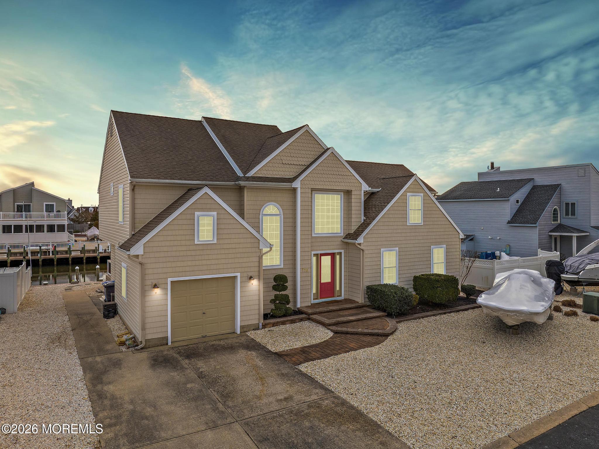 176 Peter Road