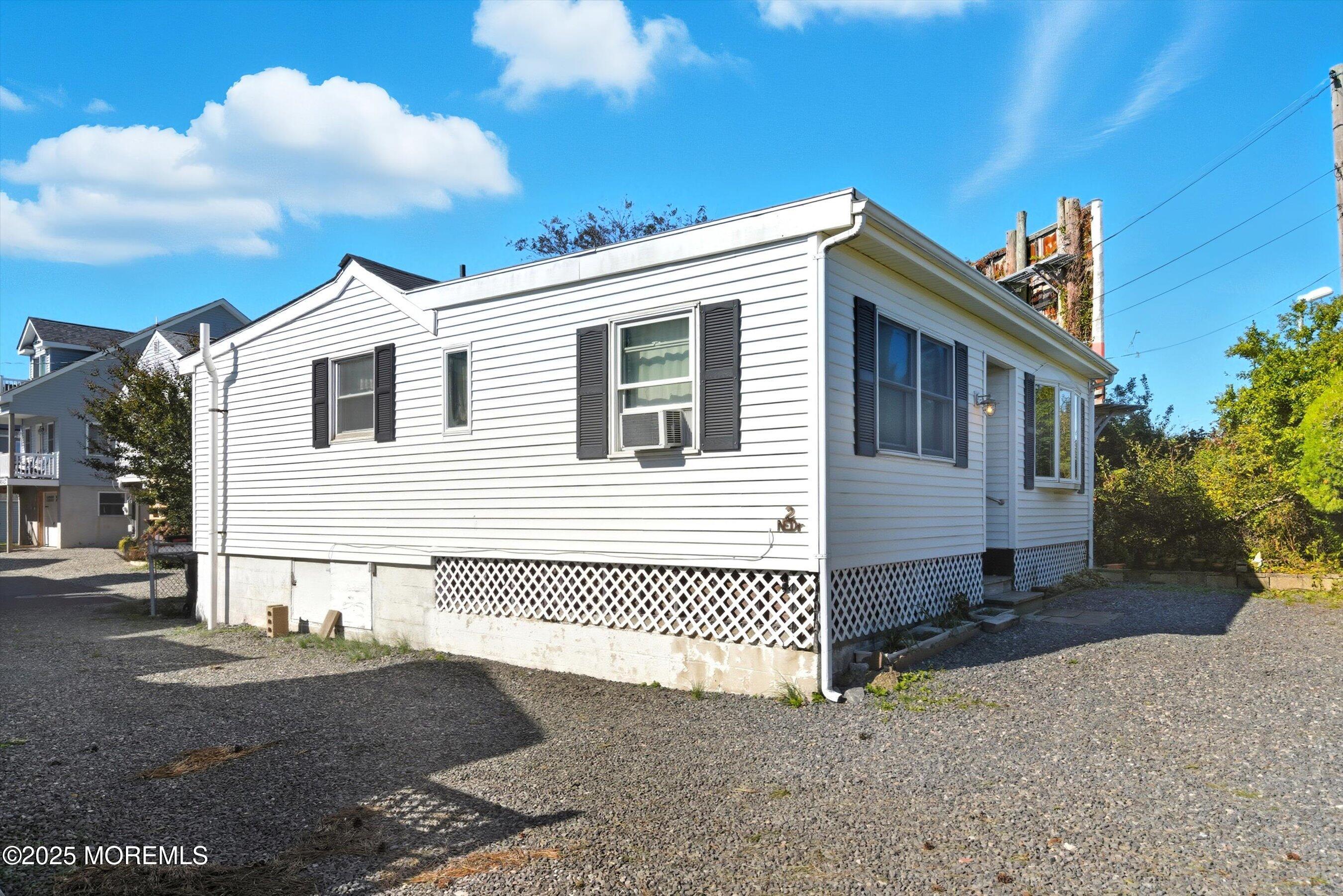 2 Northeast Drive