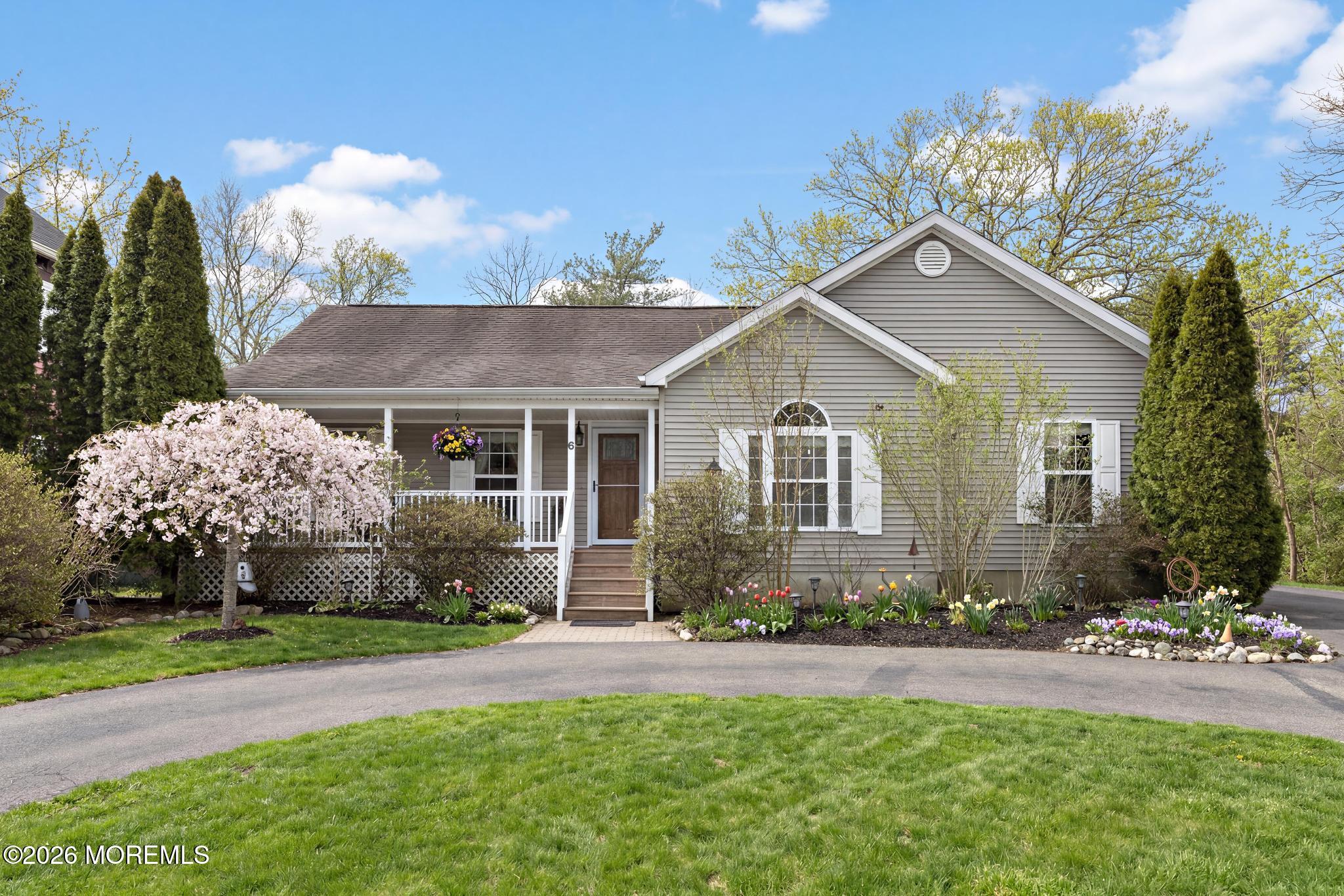 6 Cedar Street