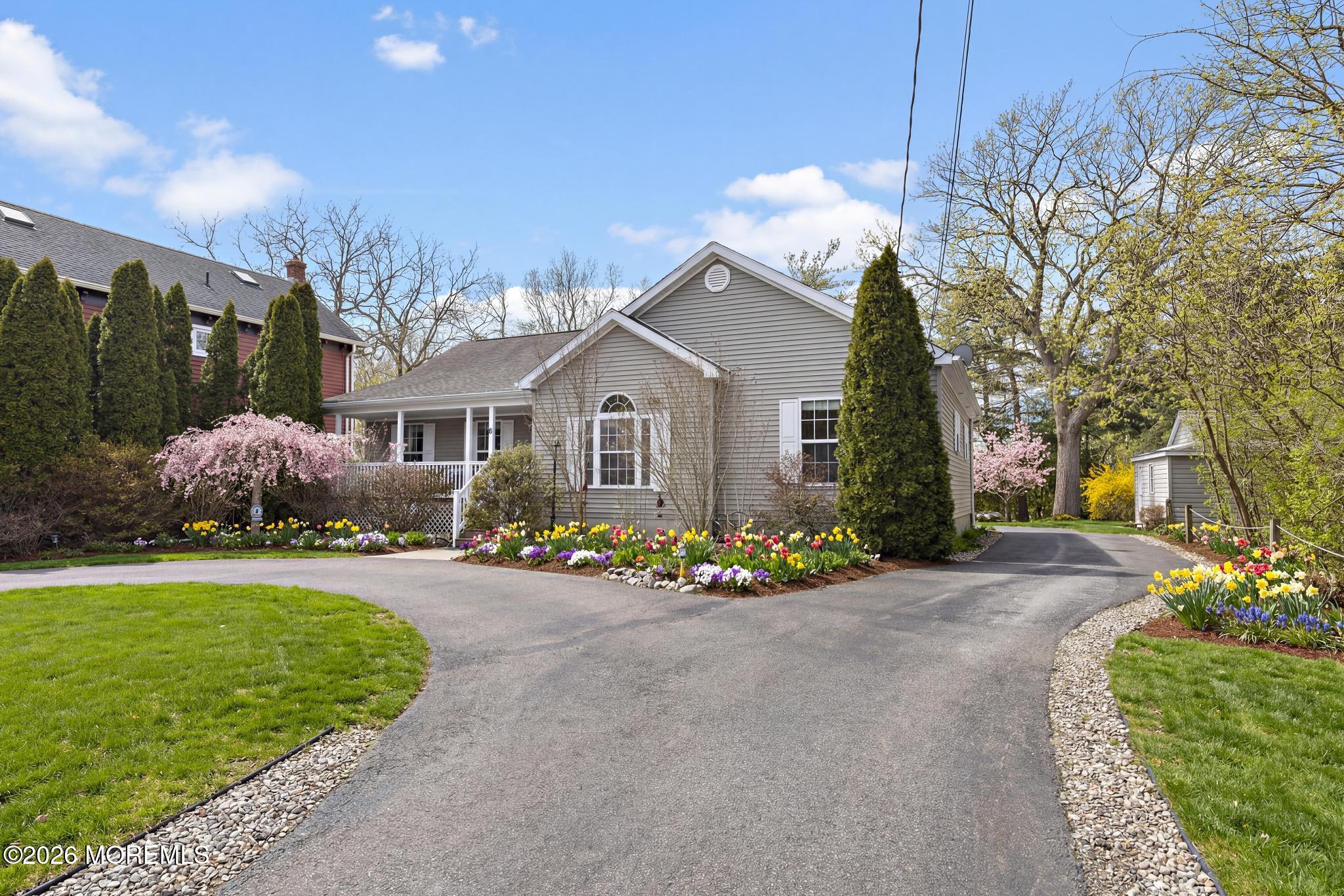 6 Cedar Street