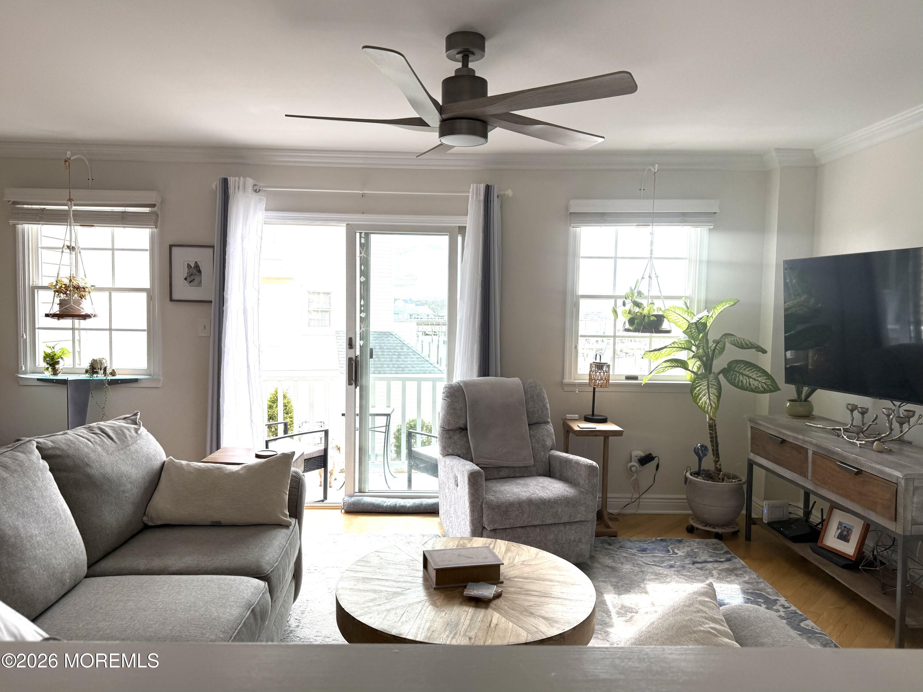 343 Harbor View 43