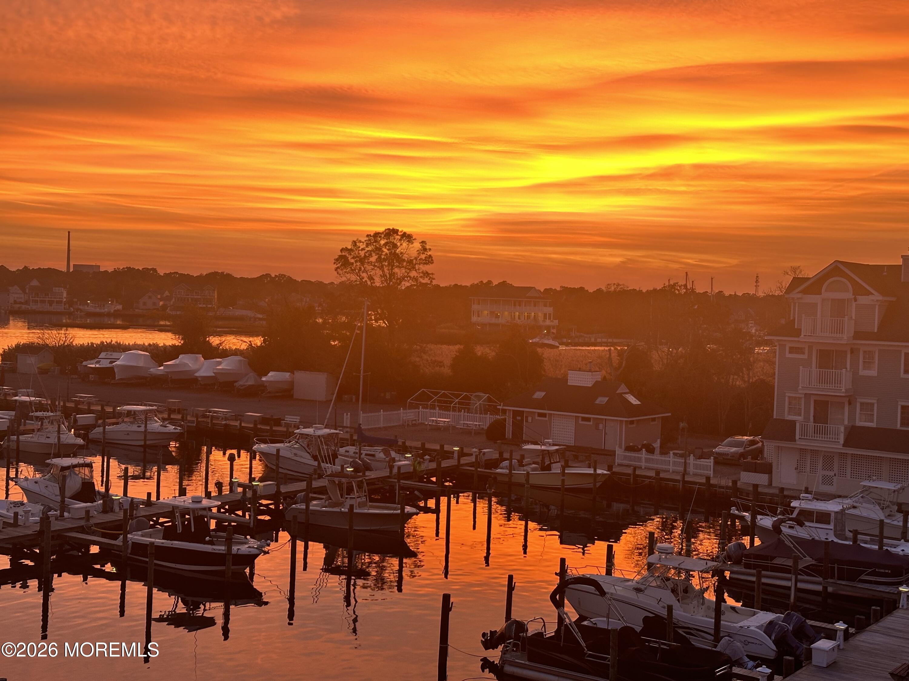 343 Harbor View 43