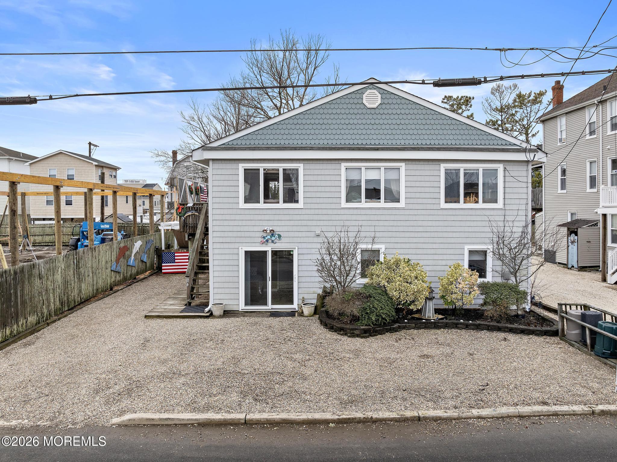 24 W New Jersey Avenue
