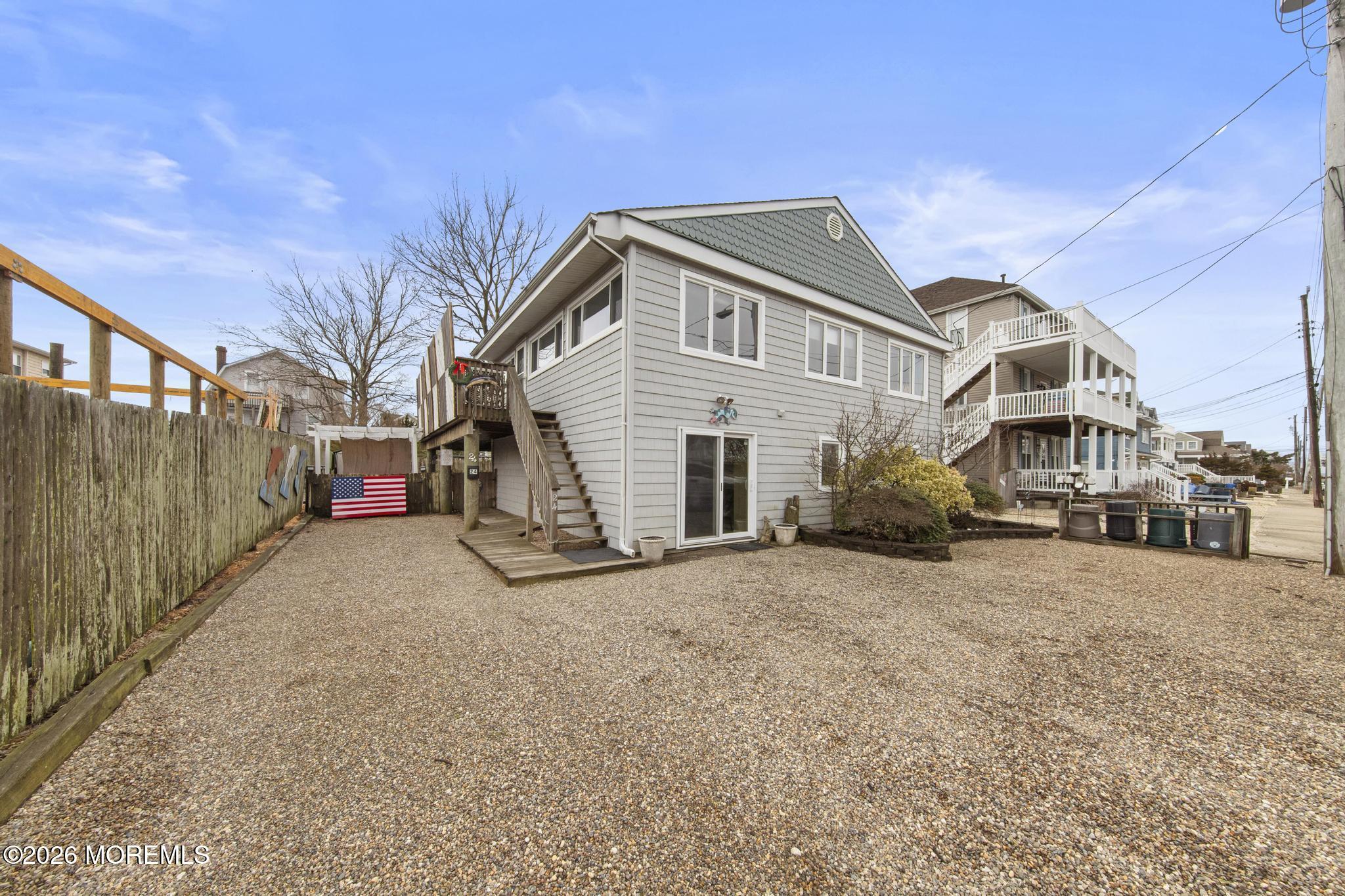24 W New Jersey Avenue