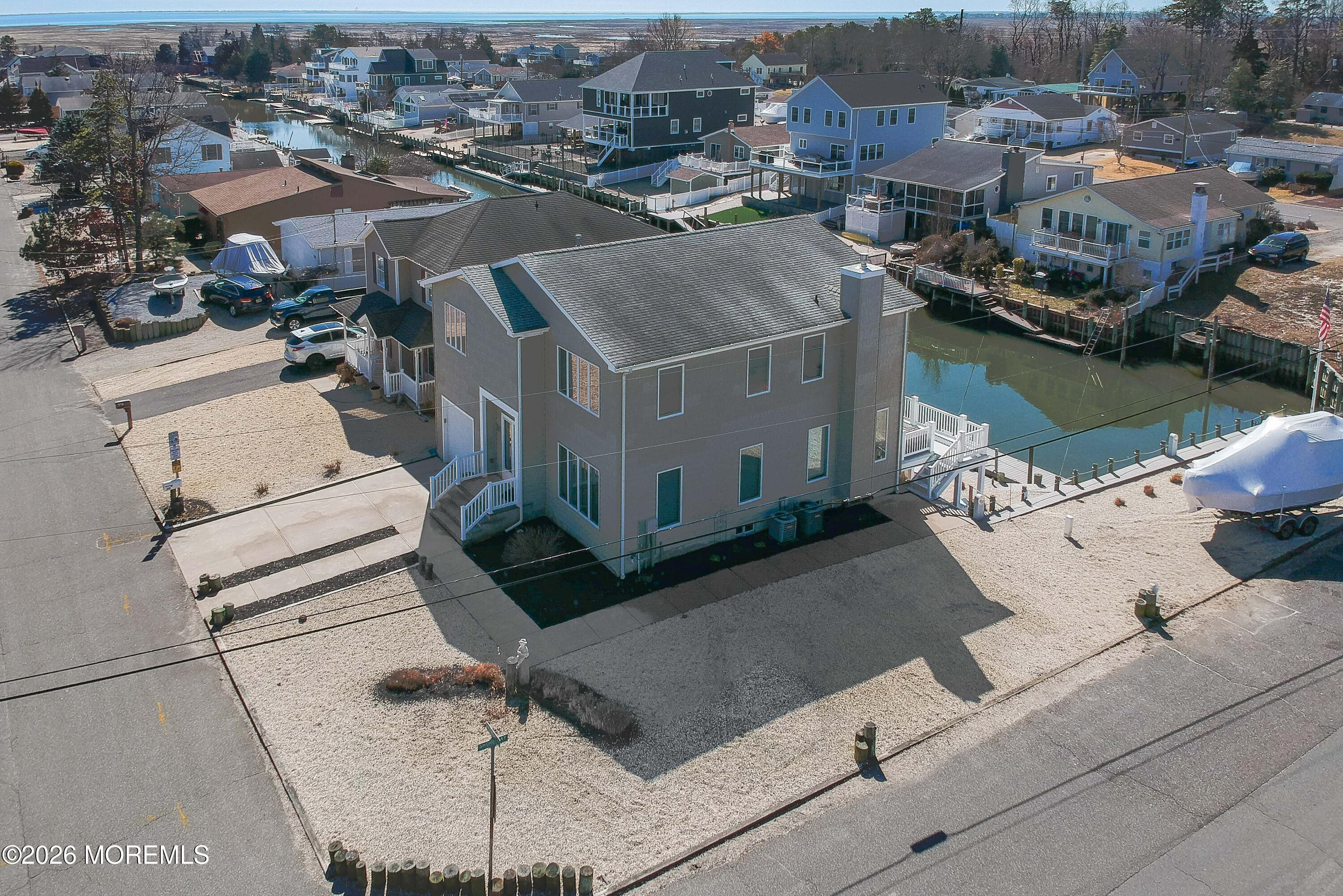 20 Edgewater Drive