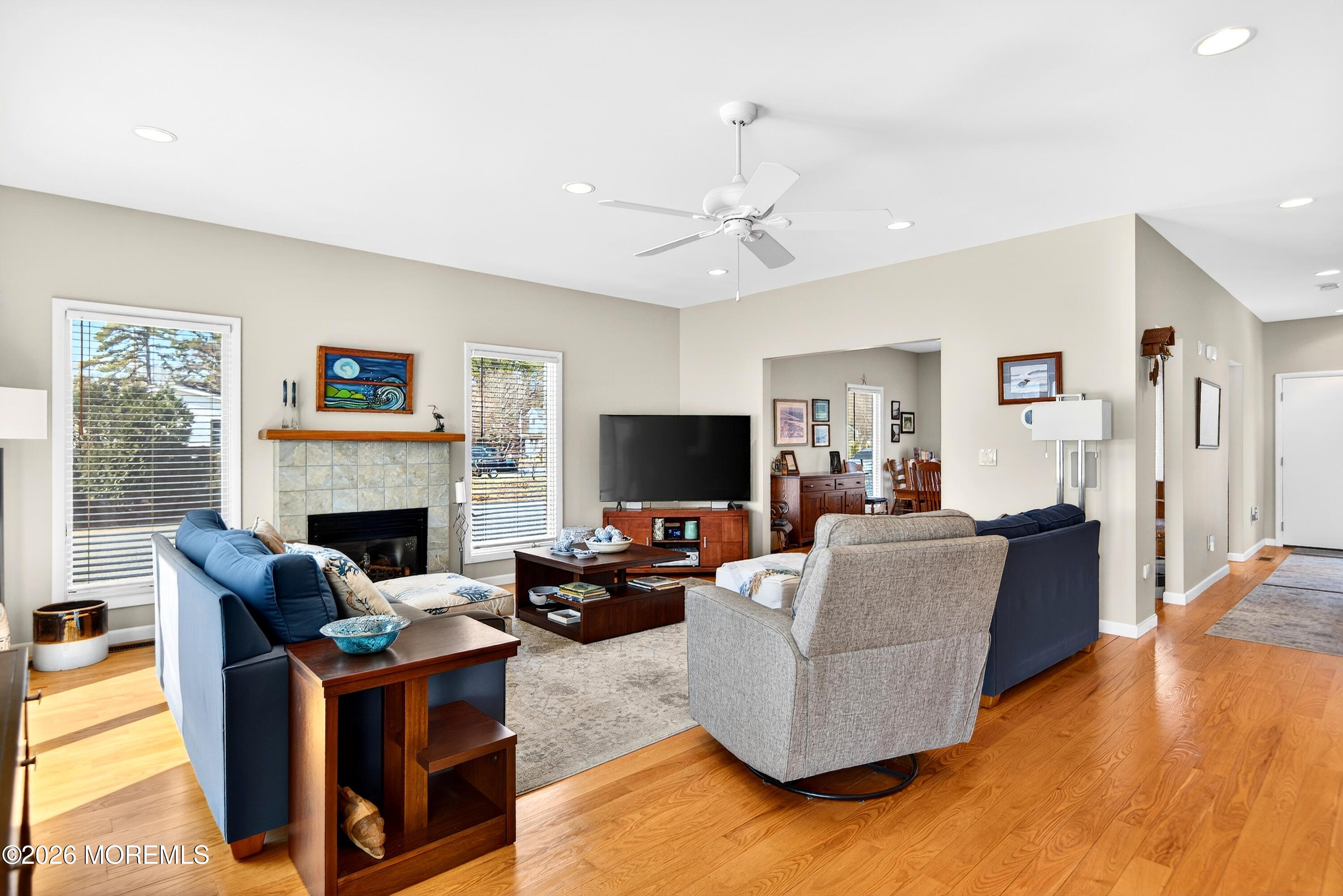 20 Edgewater Drive
