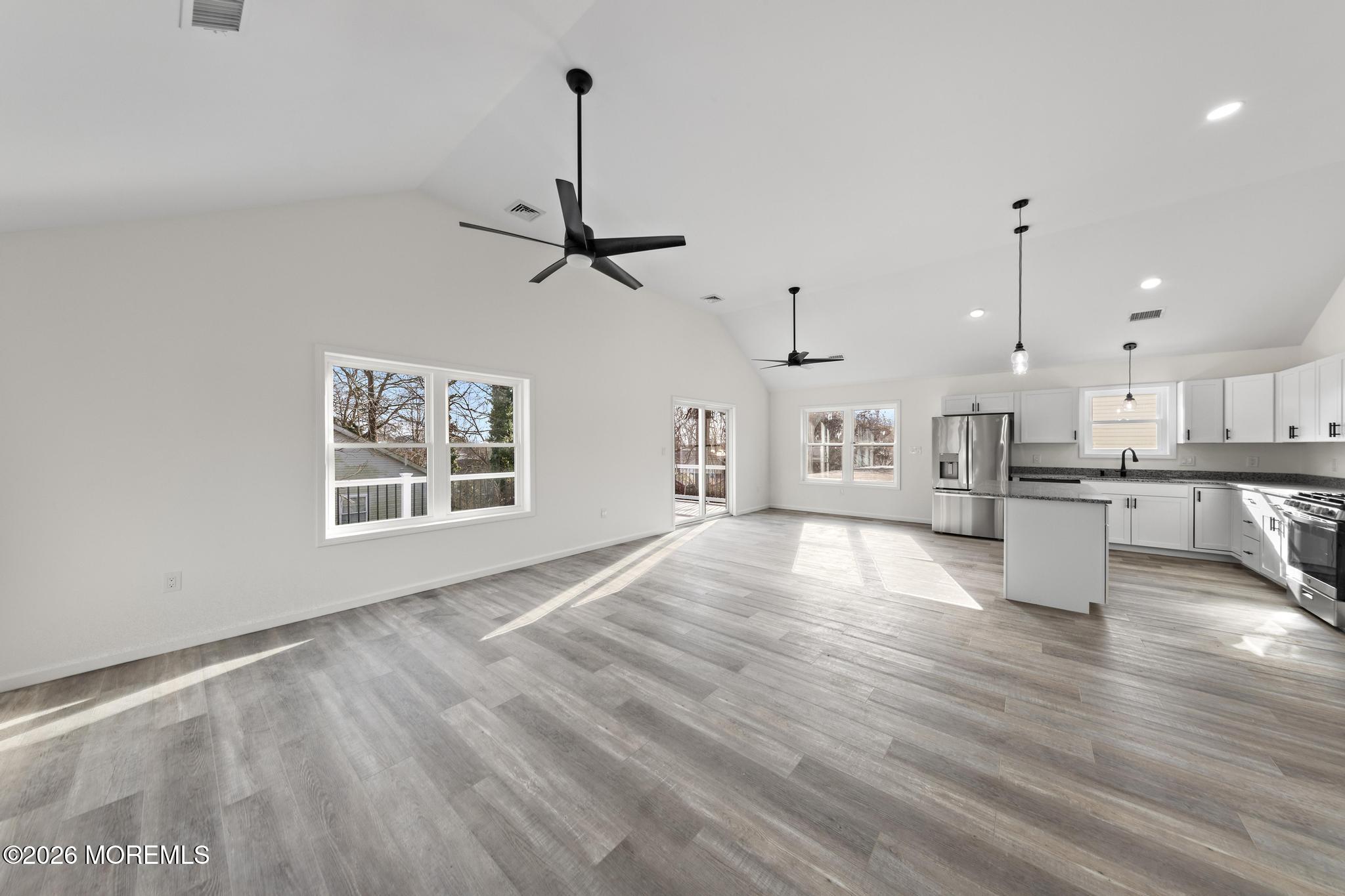 106 Polonia Way