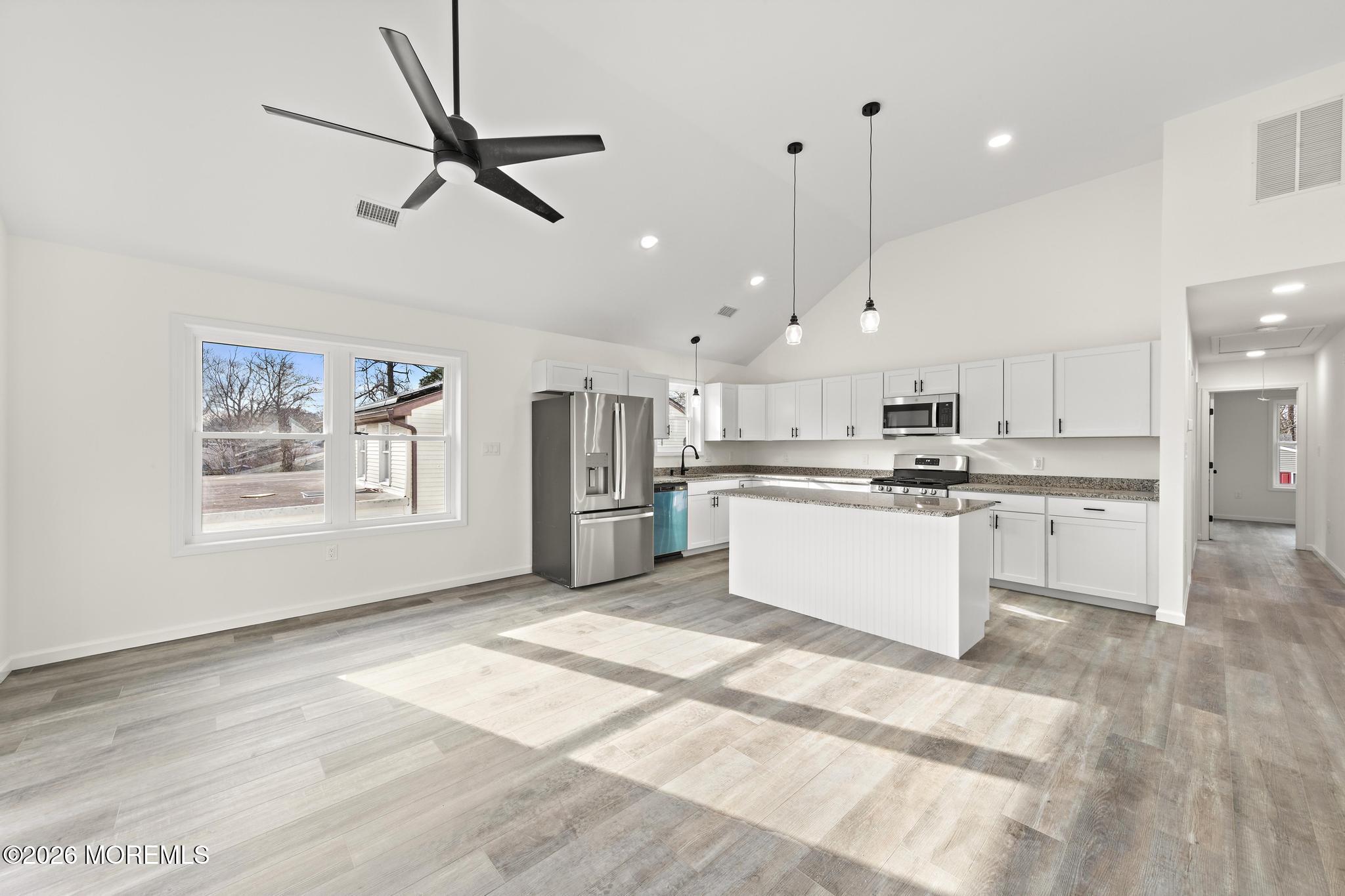 106 Polonia Way