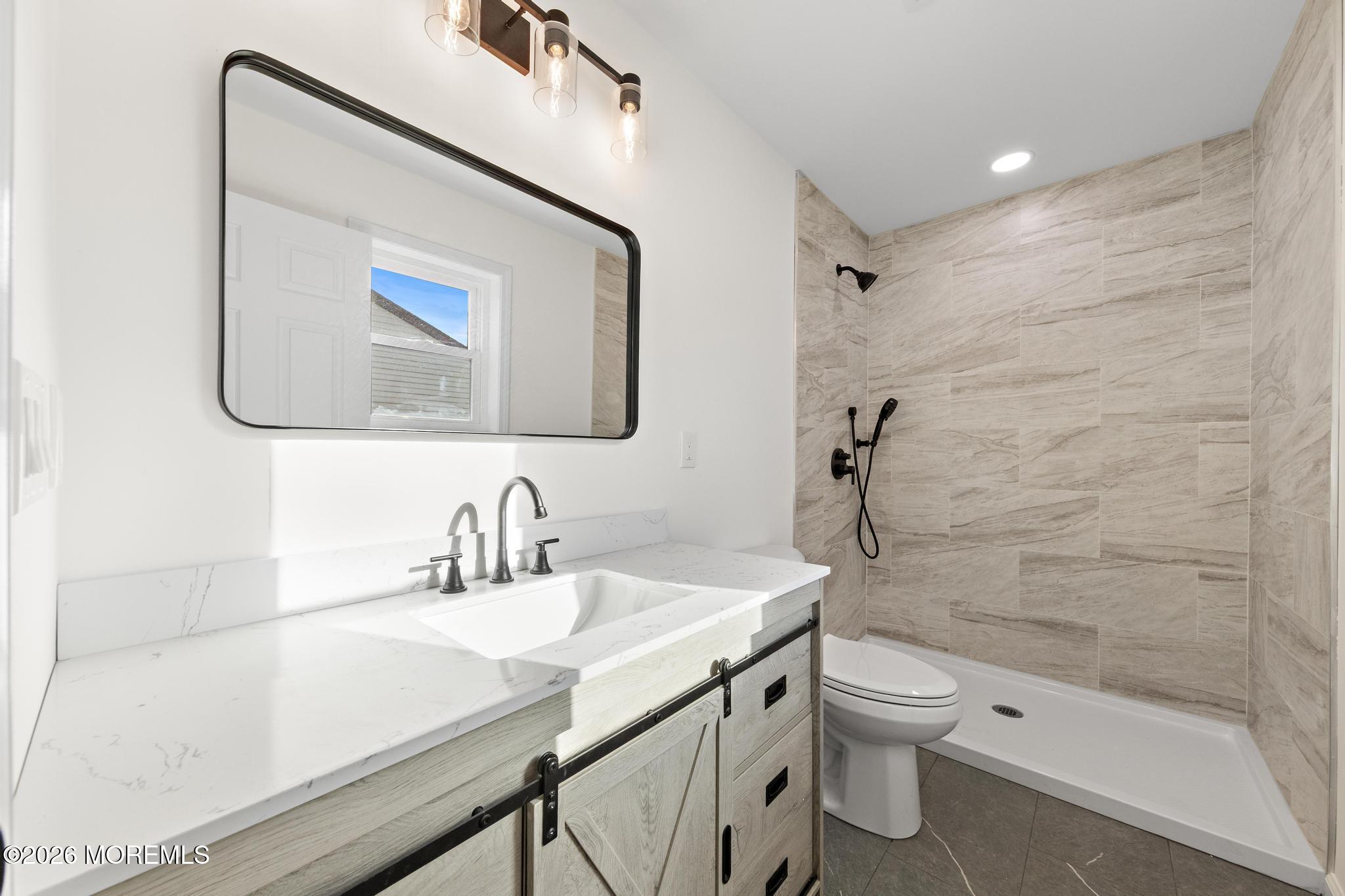 106 Polonia Way