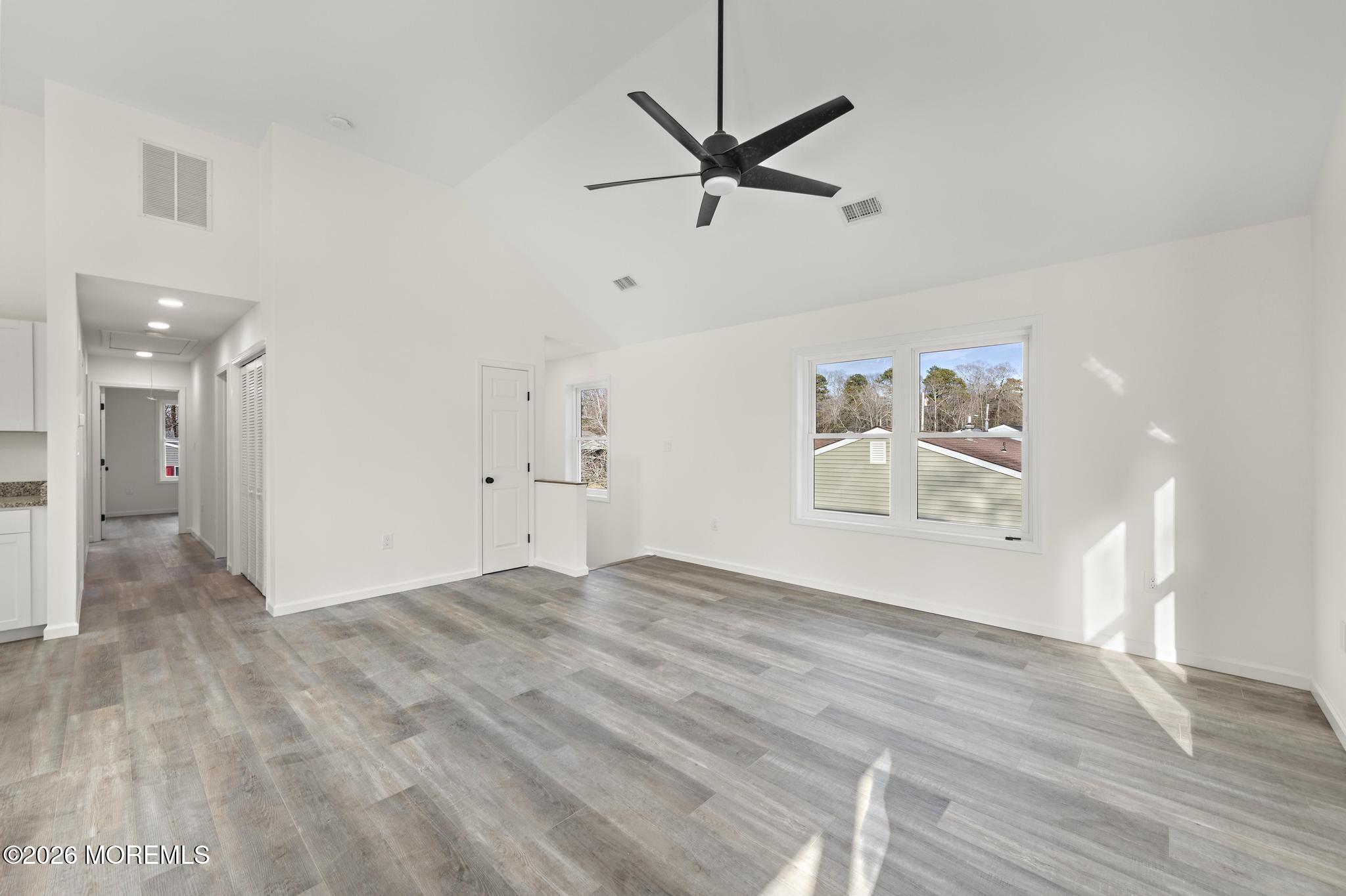 106 Polonia Way