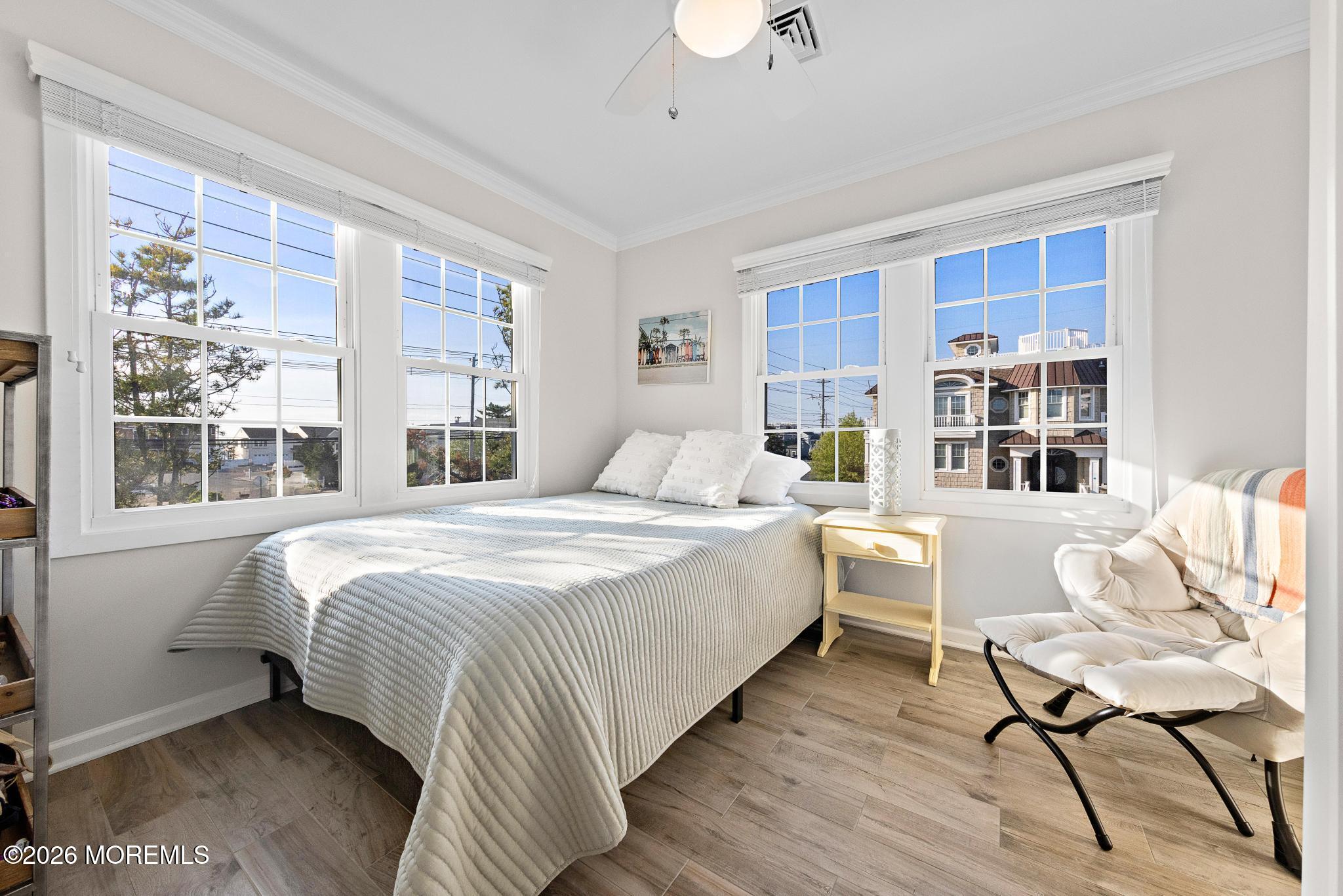 6 E 51st Street