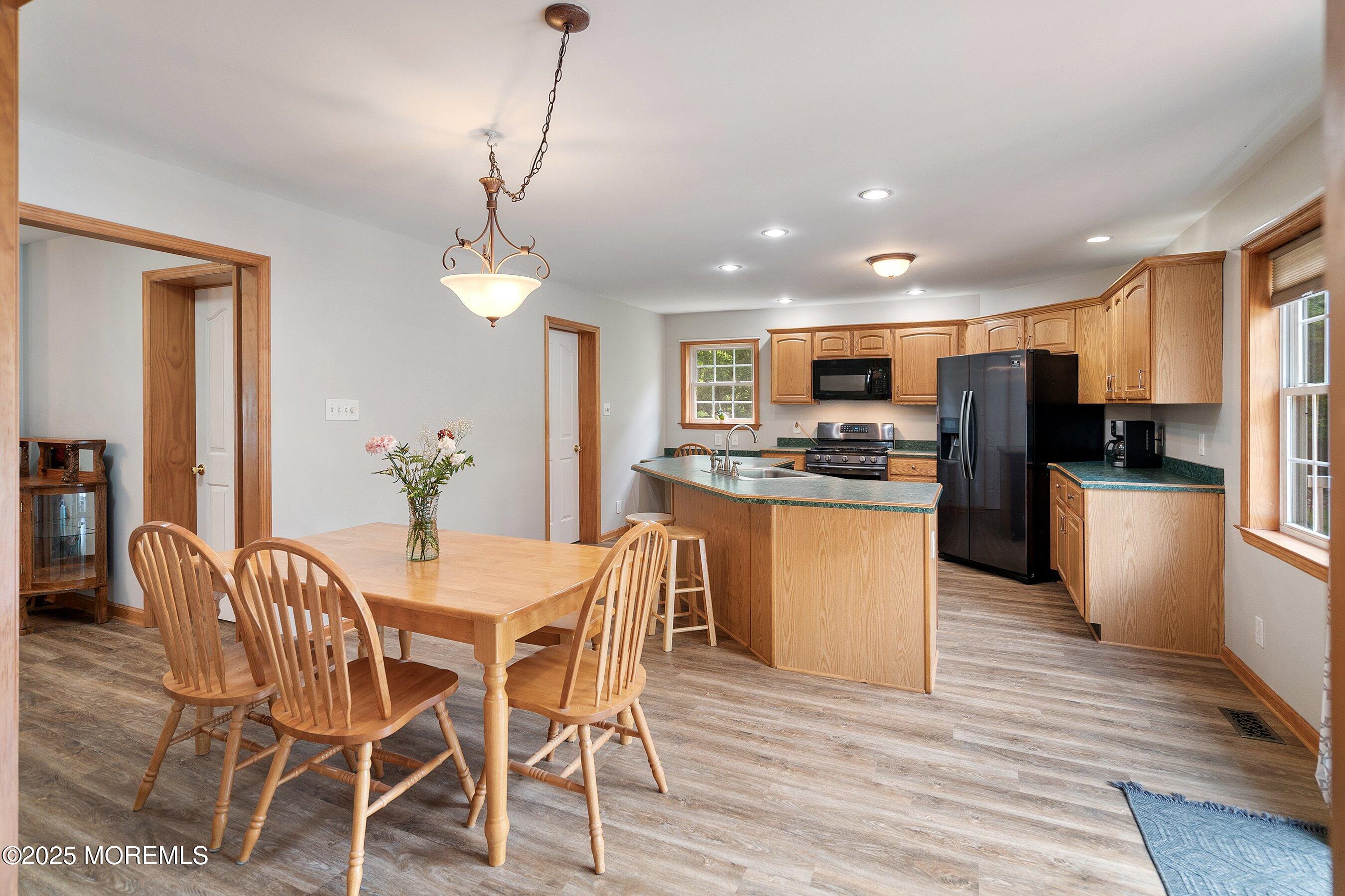 10 Hillside Avenue