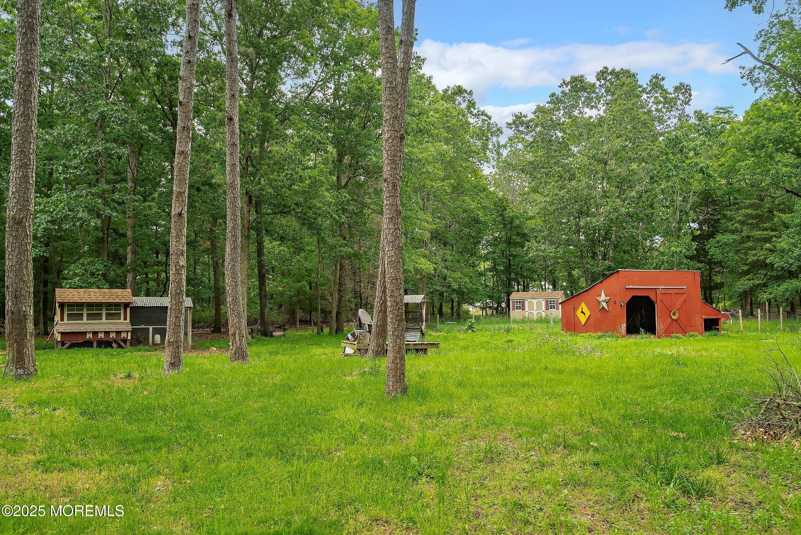10 Hillside Avenue