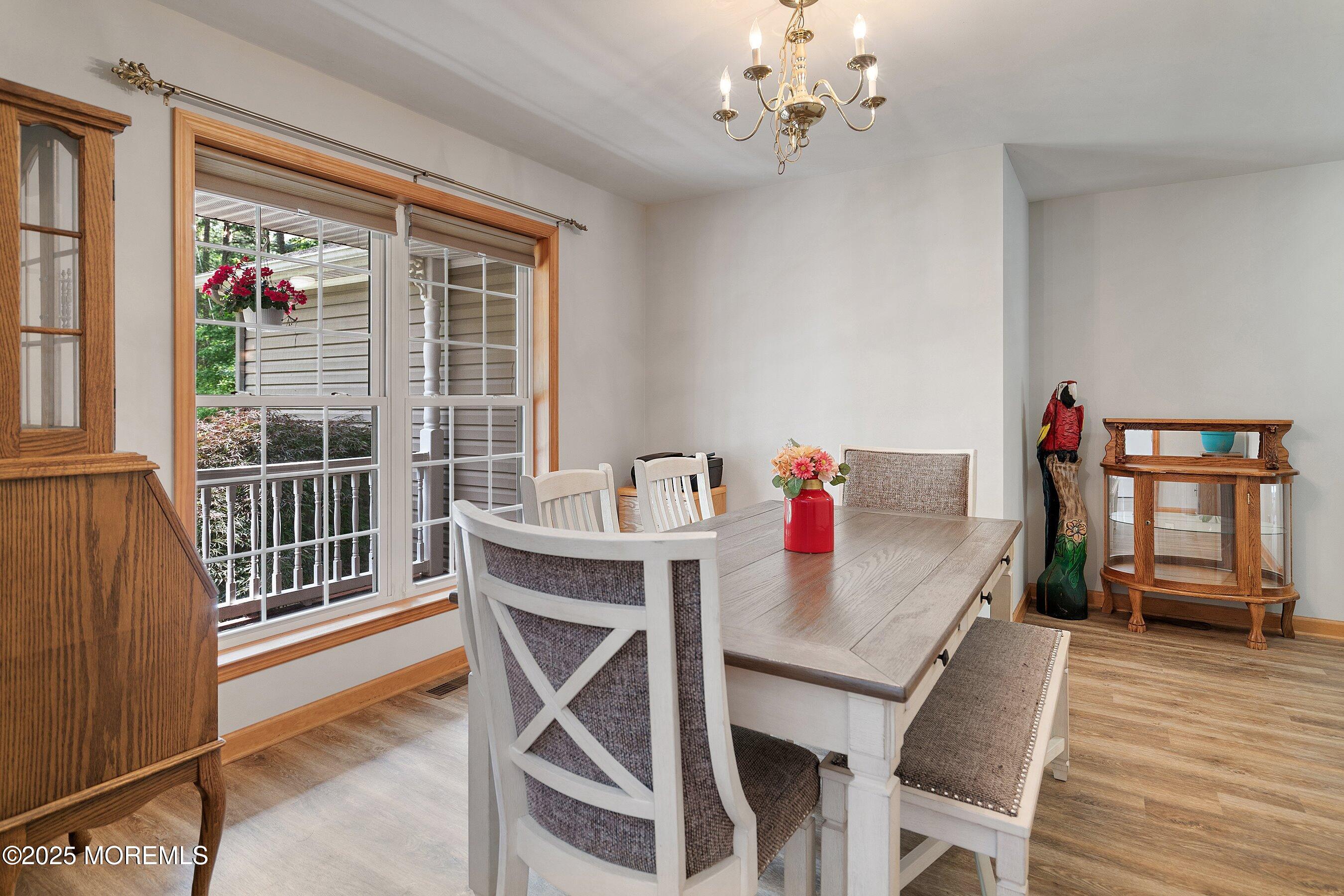 10 Hillside Avenue